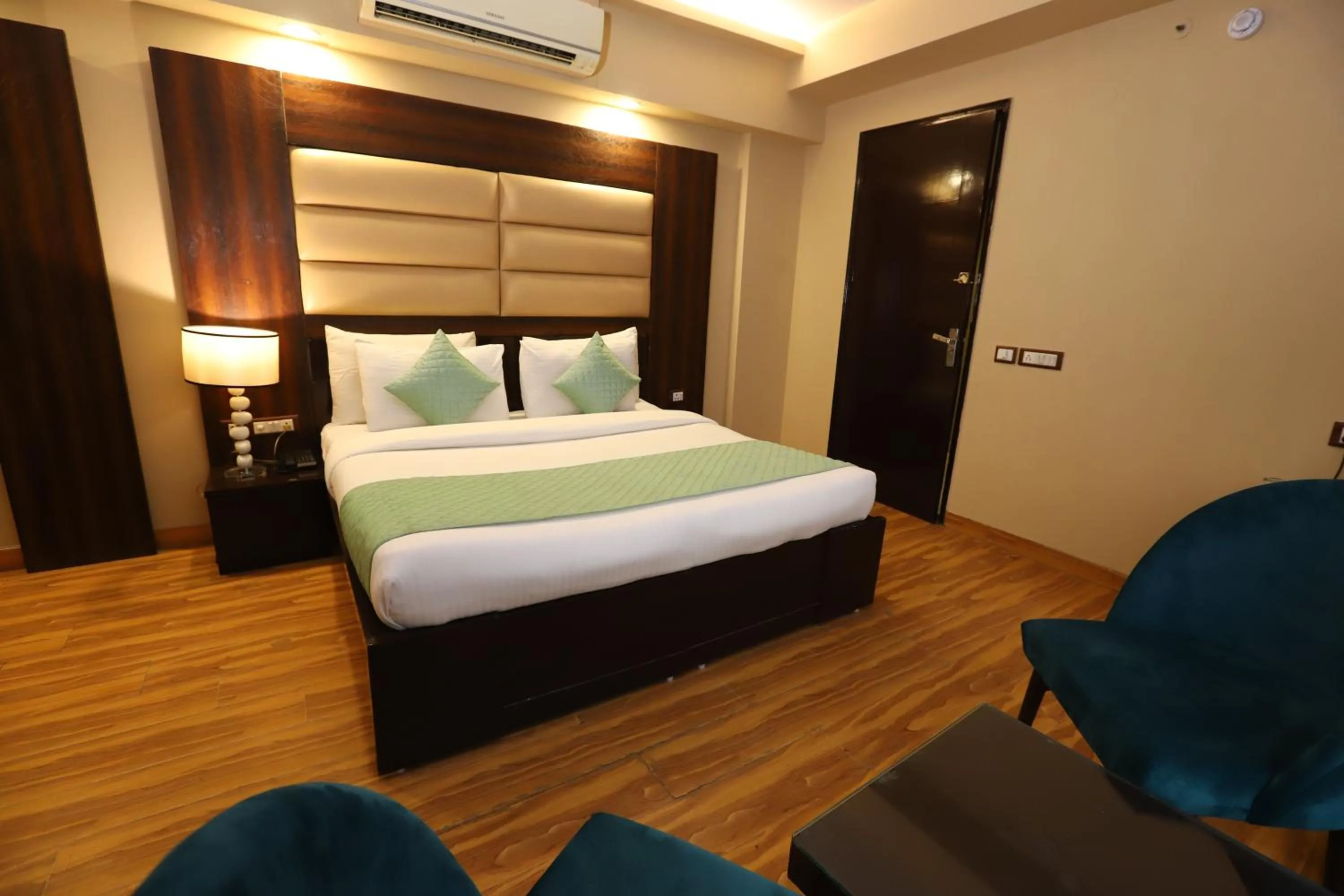 Bed in Hotel Palm Grand Naraina New Delhi - Couple Friendly Local IDs Accepted