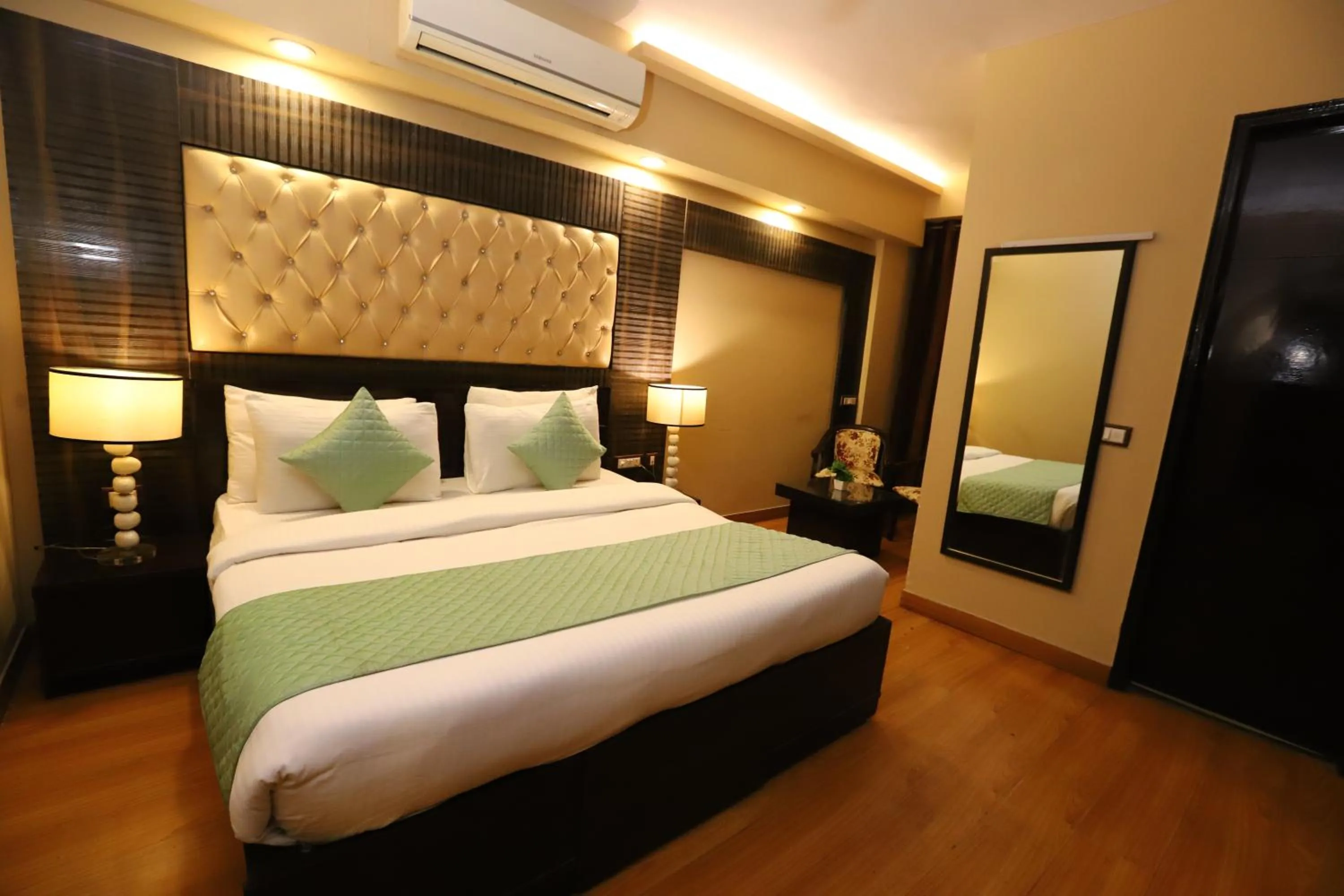 Bedroom, Bed in Hotel Palm Grand Naraina New Delhi - Couple Friendly Local IDs Accepted