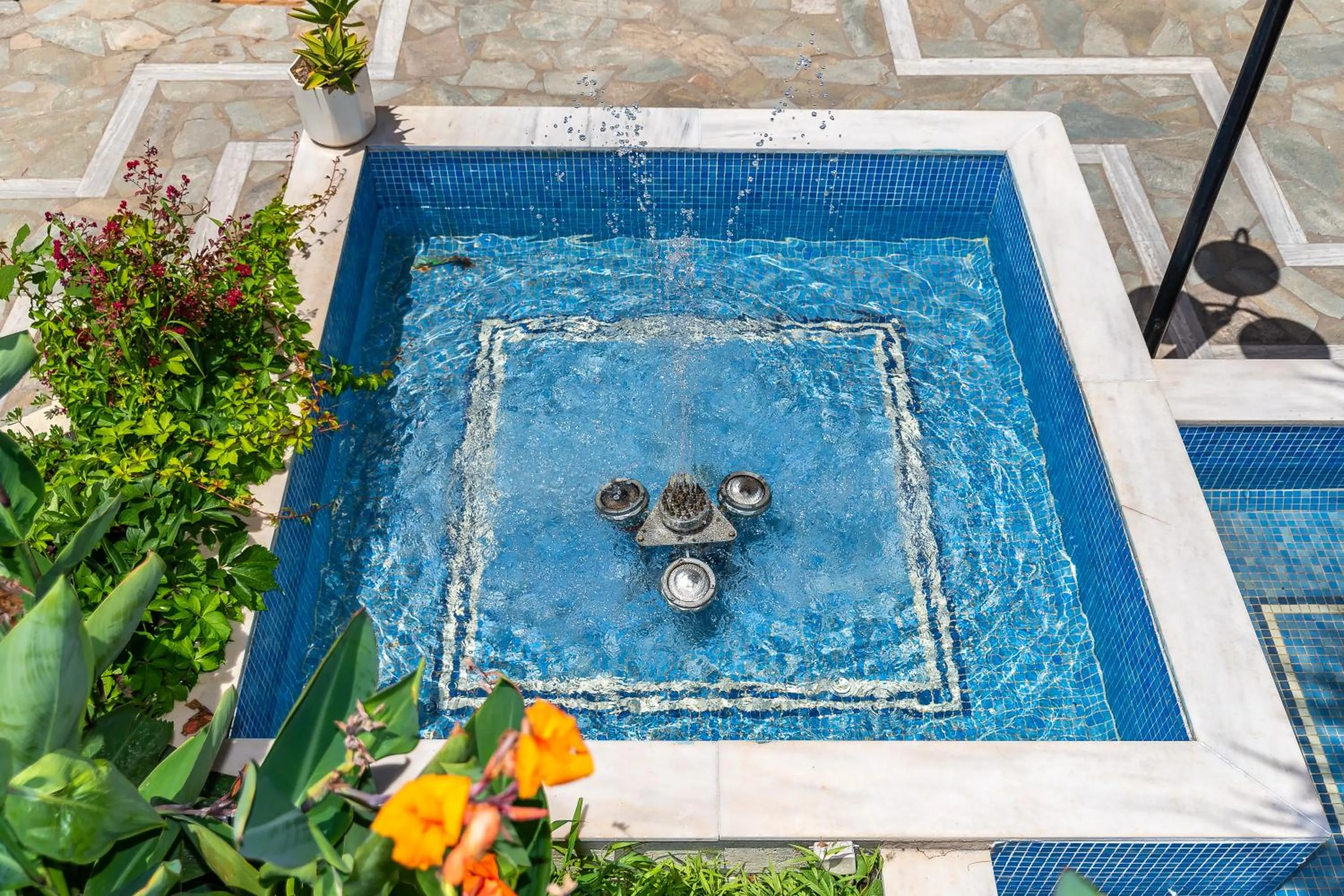 Louladakis Apartments