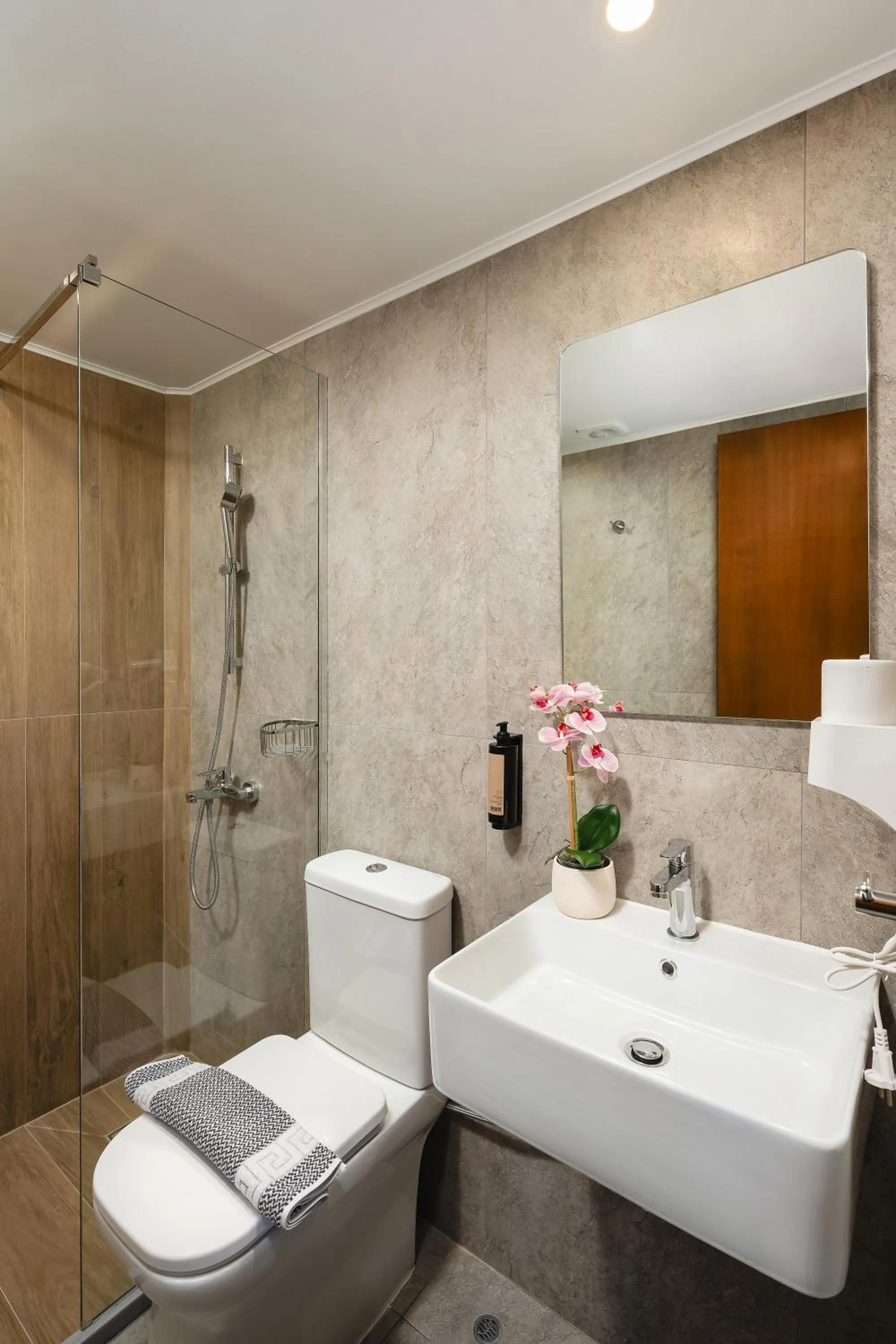 Bathroom in Louladakis Apartments