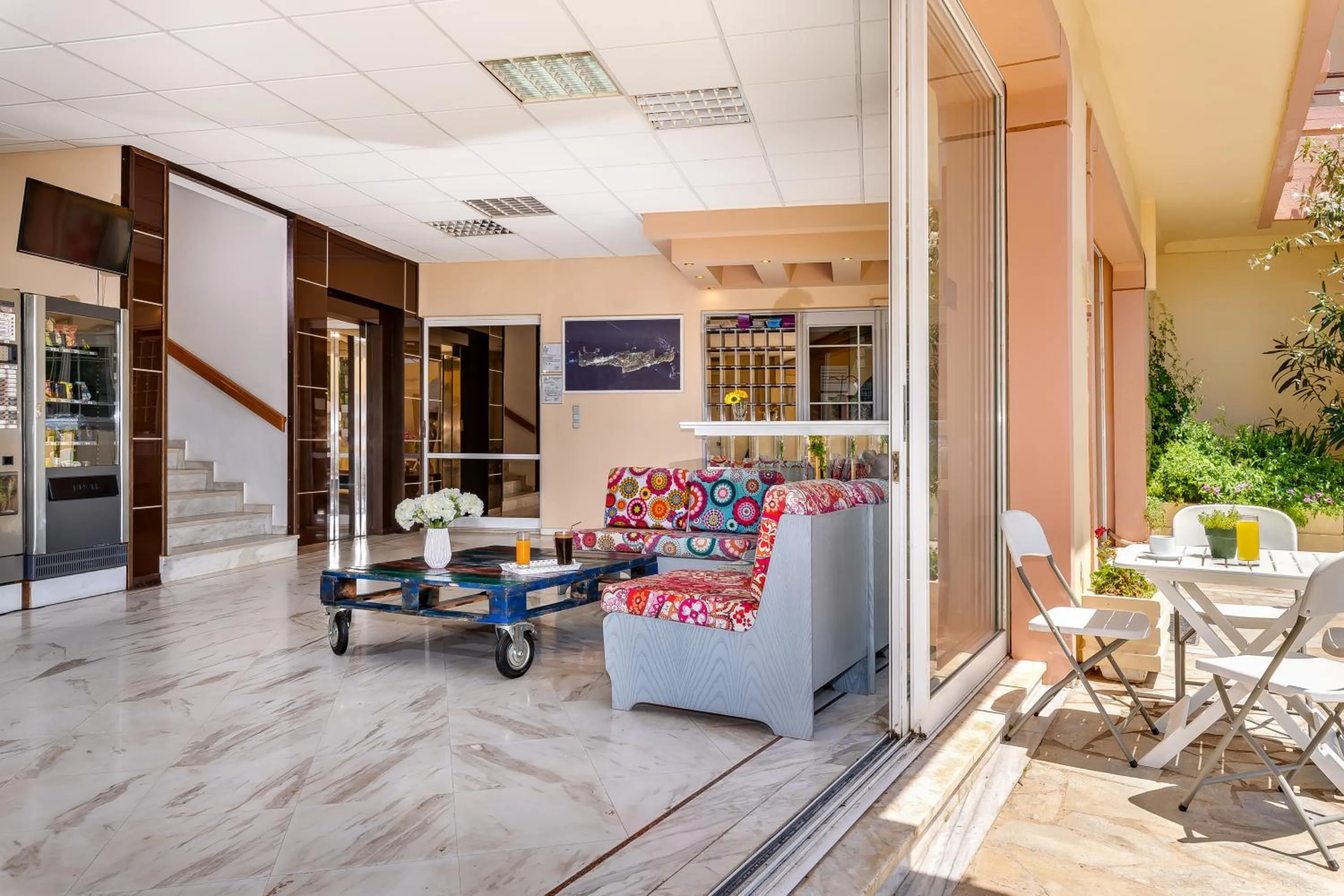 Louladakis Apartments