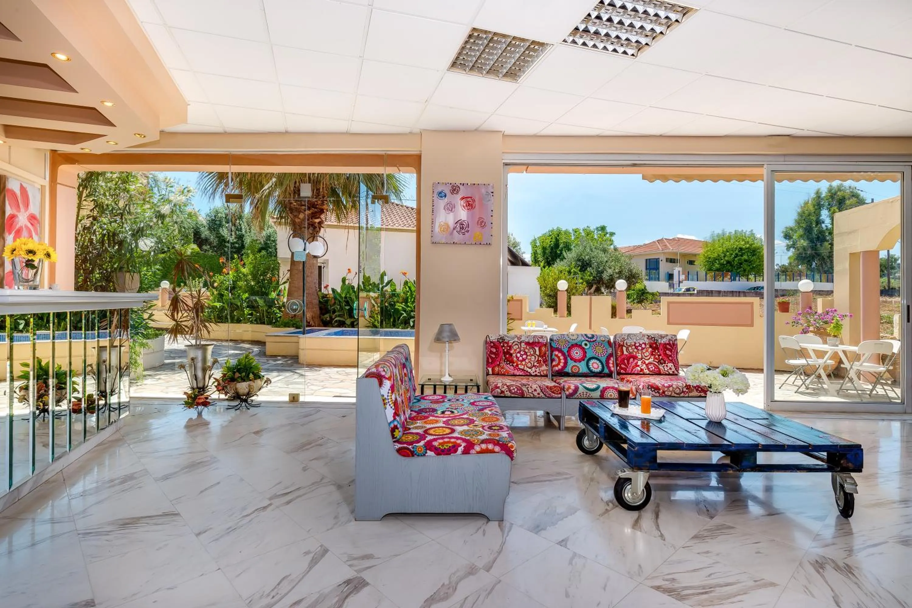 Louladakis Apartments