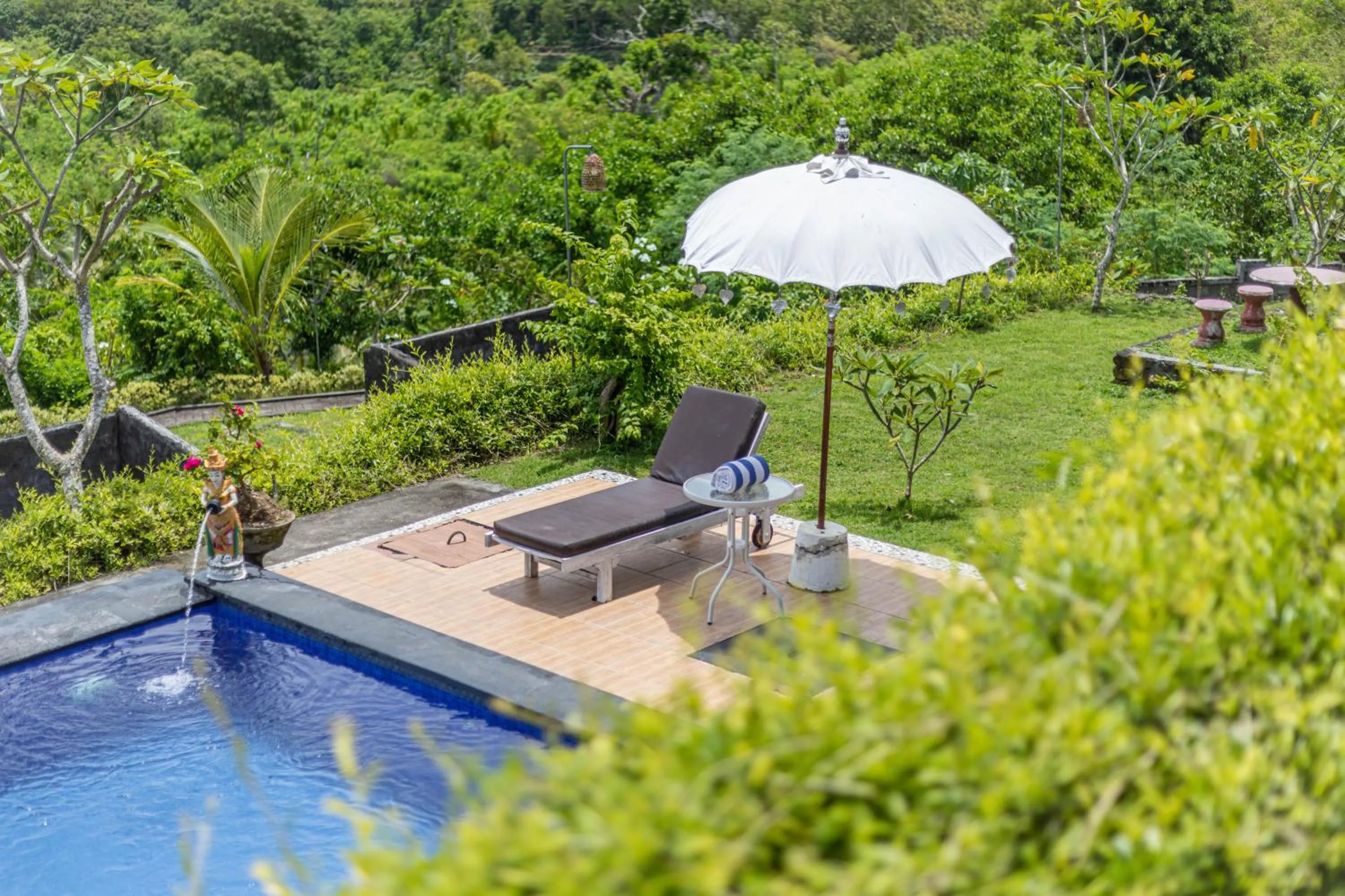 Swimming pool in Sarivanna Penida