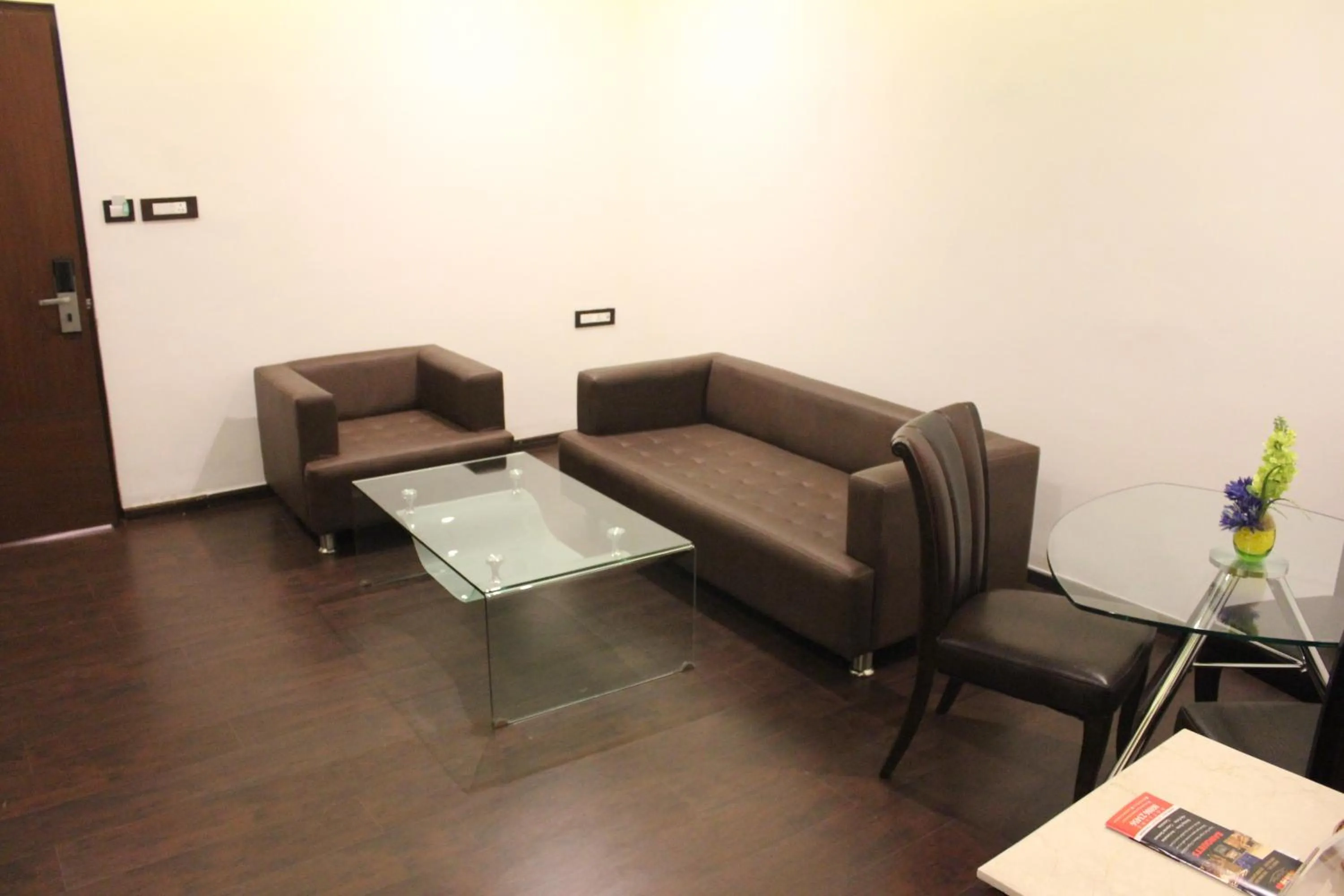 Living room in Tabla Pride Hotels & Spa