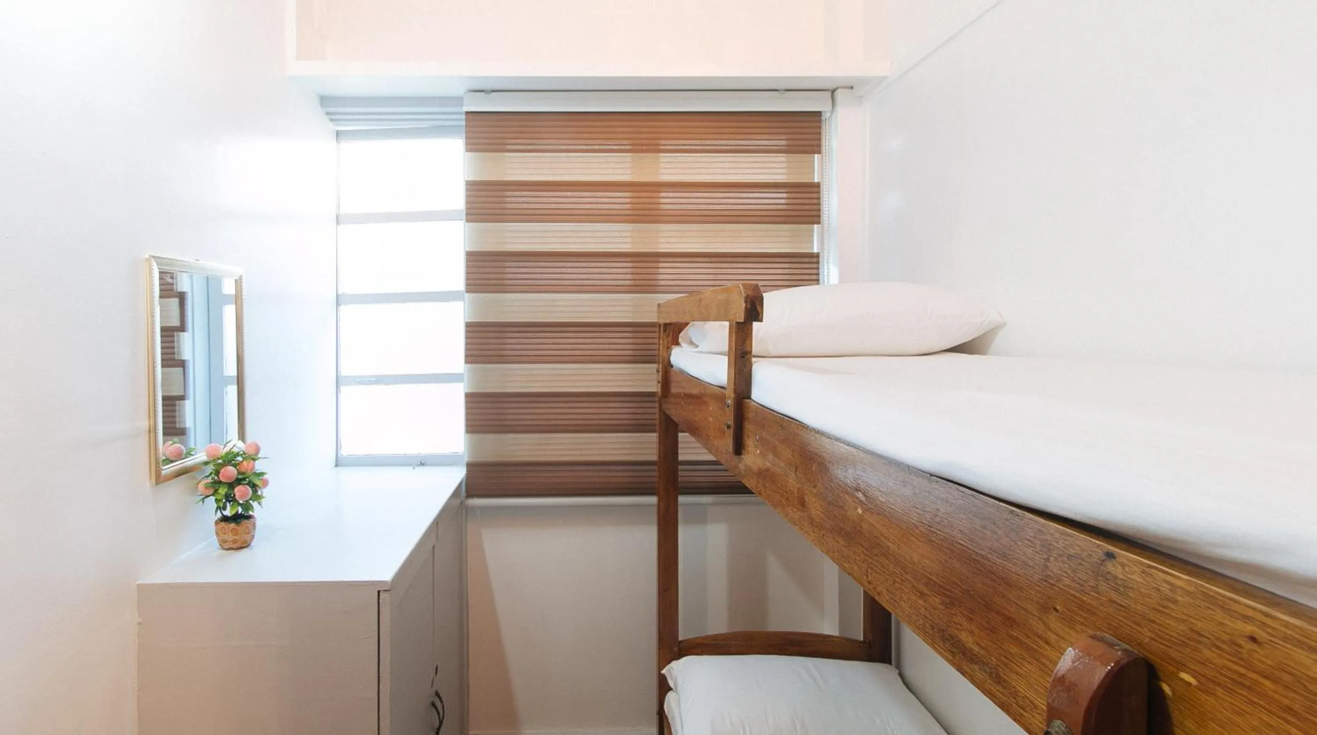 bunk bed in Dreiven Residences Sta. Mesa