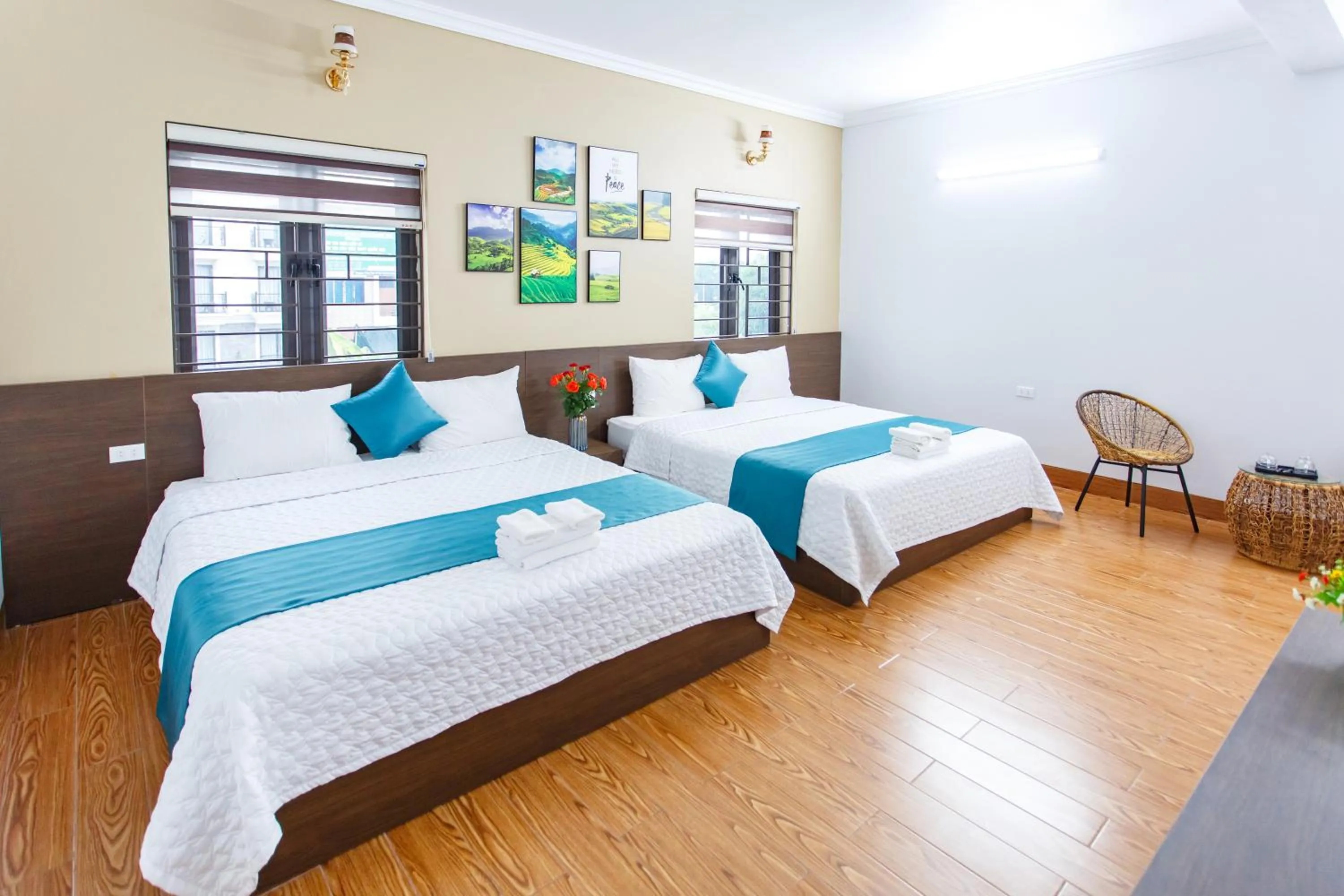 Bed in Blue Eyes Hotel