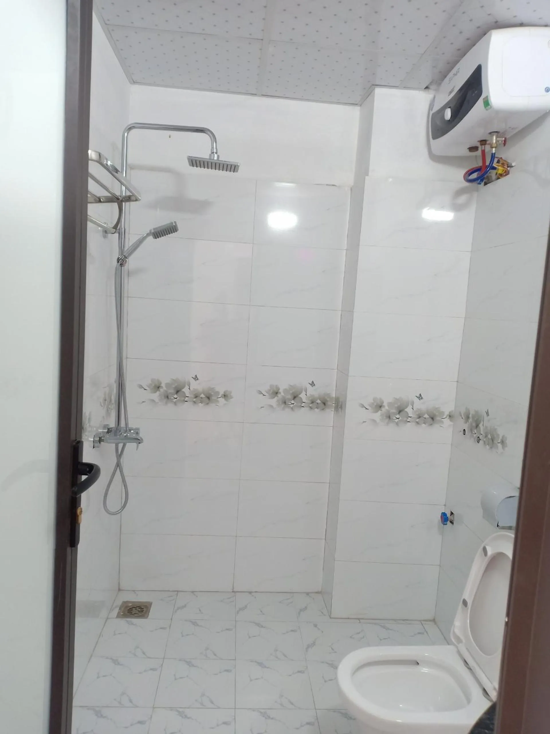 Bathroom in Blue Eyes Hotel