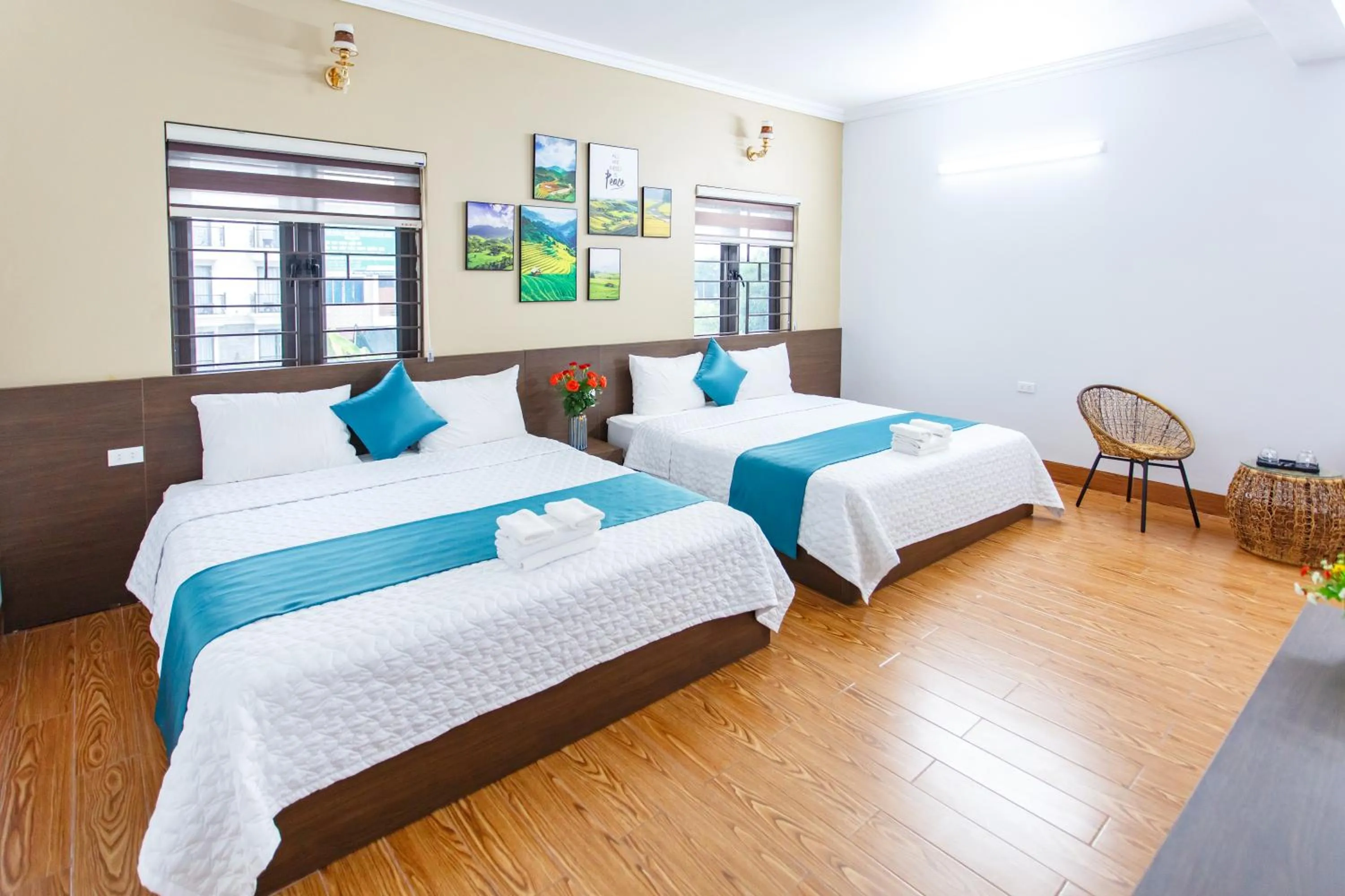 Bed in Blue Eyes Hotel