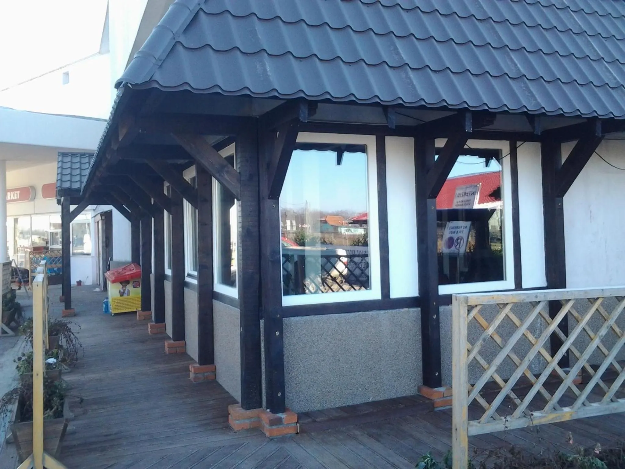 Facade/entrance in Motel Traffic