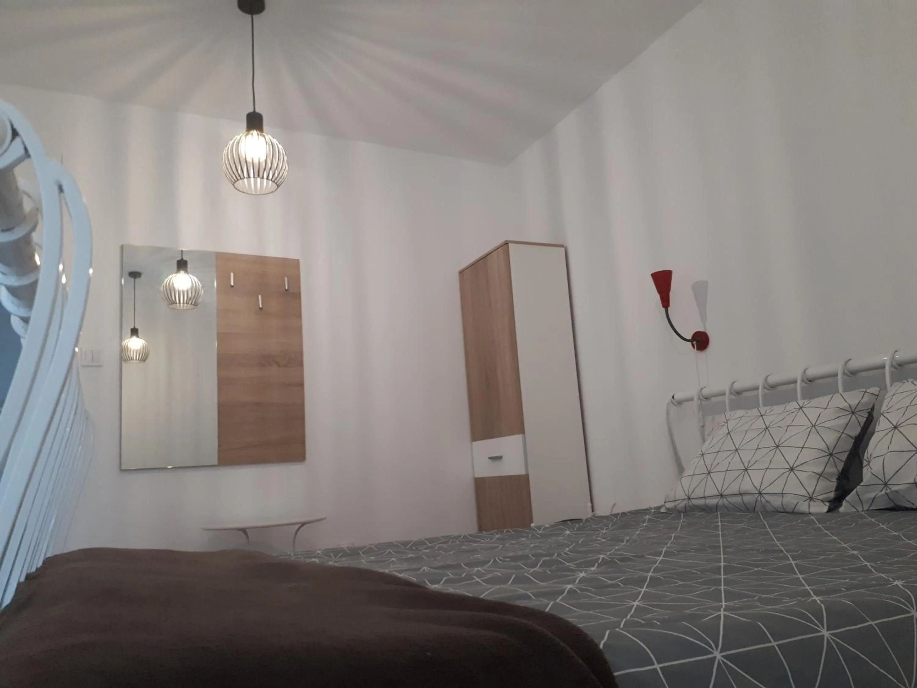 Bed in Motel Traffic