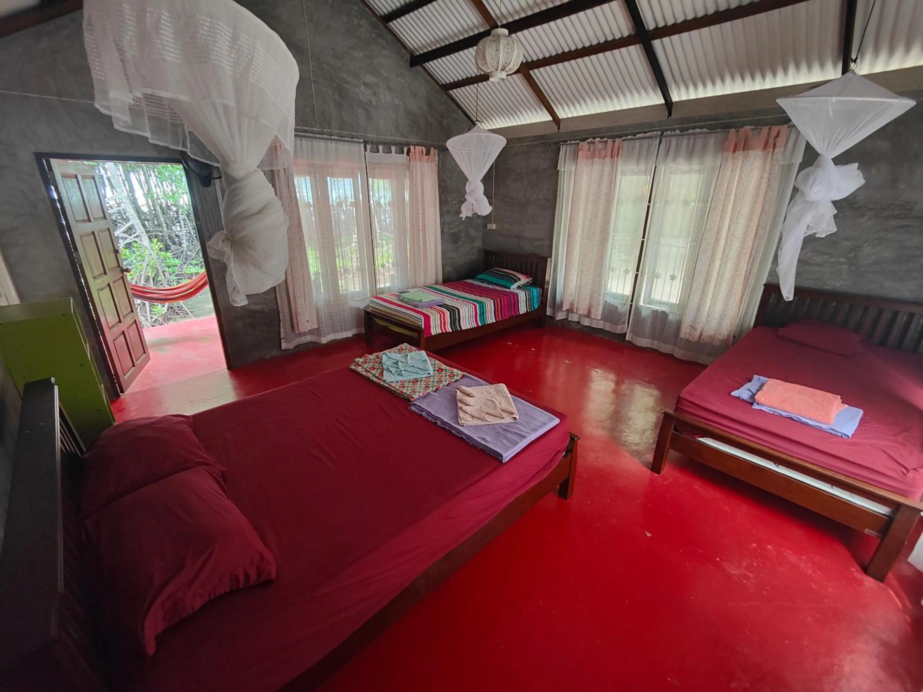 Bed in Bananas Resort & Restaurant