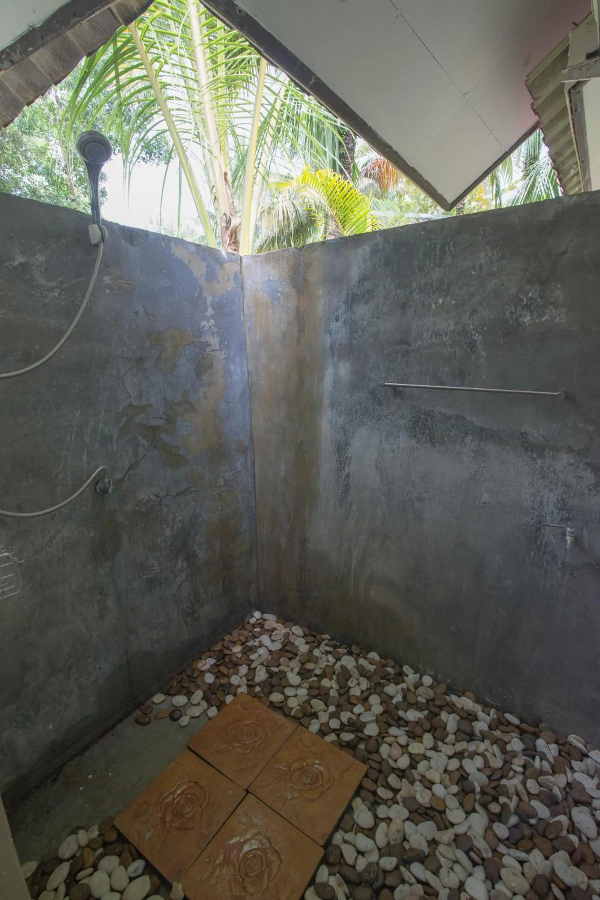 Bathroom in Bananas Resort & Restaurant