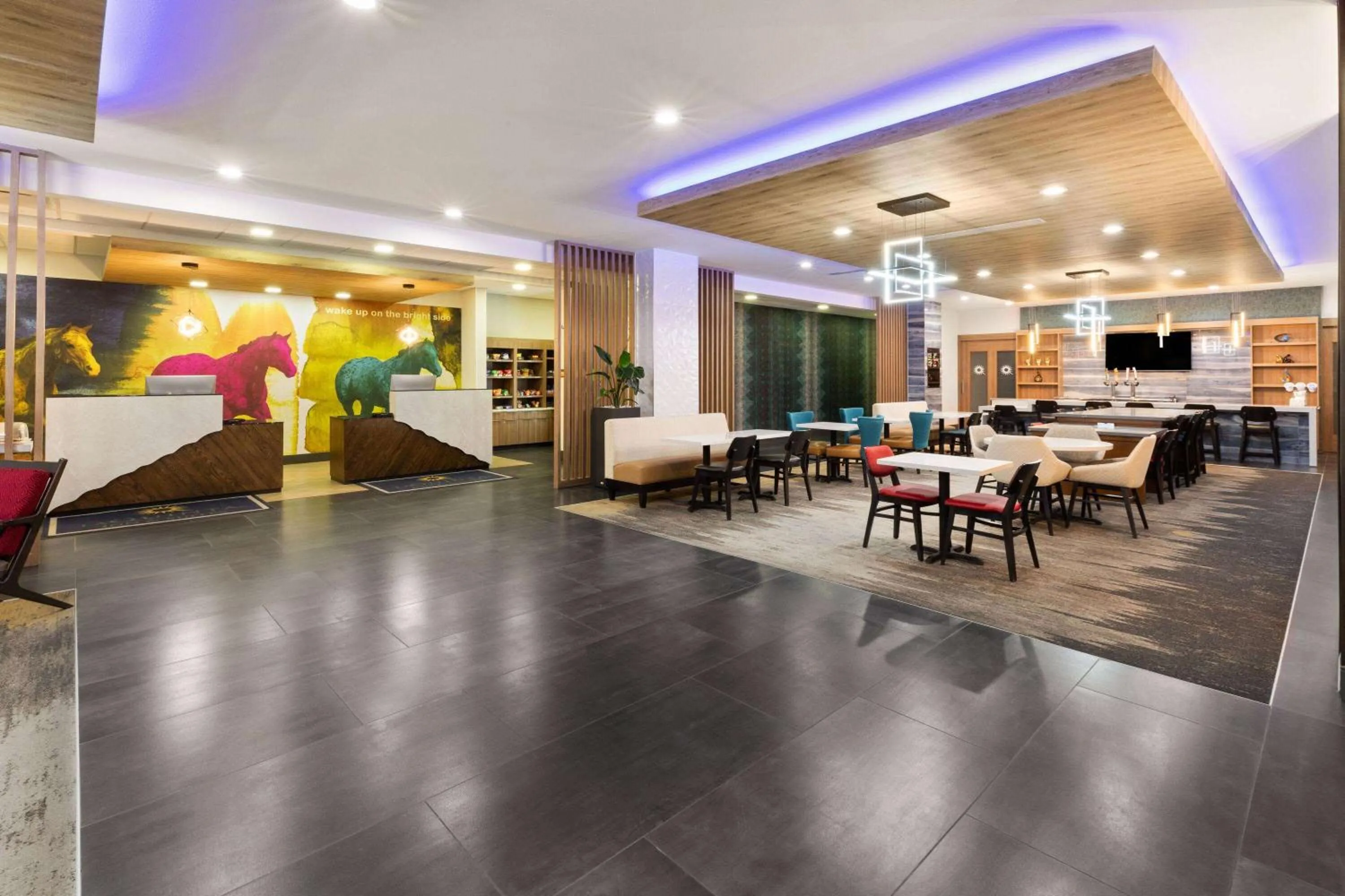 Lobby or reception in La Quinta Inn & Suites by Wyndham El Paso East Loop-375