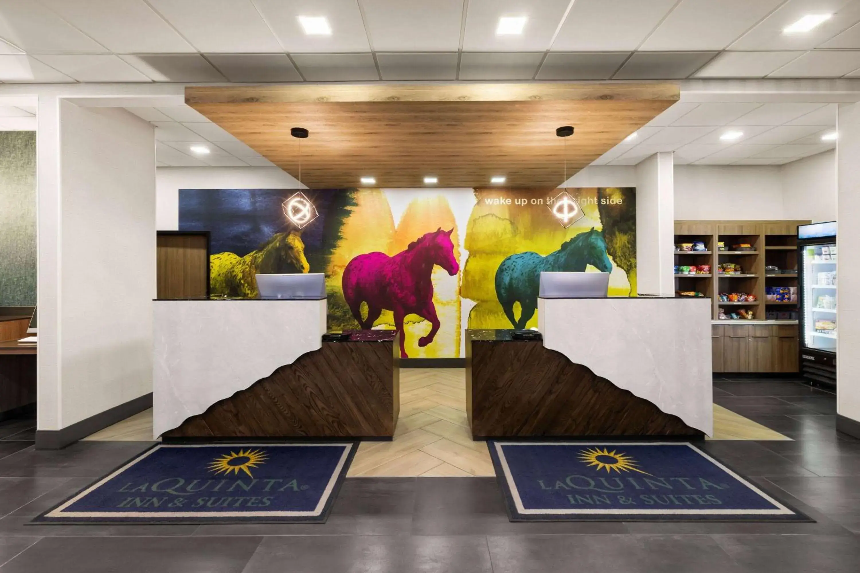 Lobby or reception in La Quinta Inn & Suites by Wyndham El Paso East Loop-375 Lobby or reception in La Quinta Inn & Suites by Wyndham El Paso East Loop-375