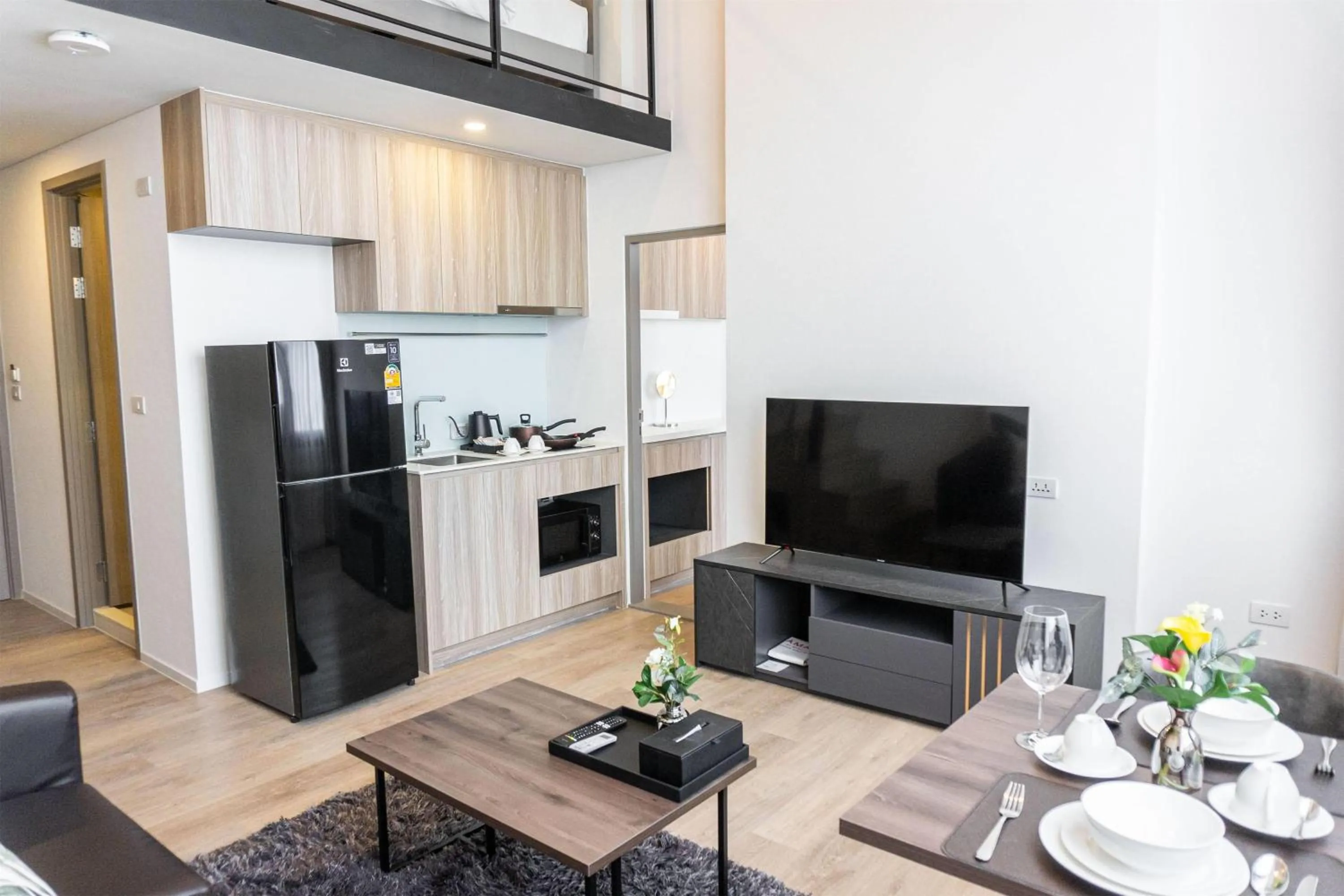 Photo of the whole room in Ramada By Wyndham Bangkok Sukhumvit 87