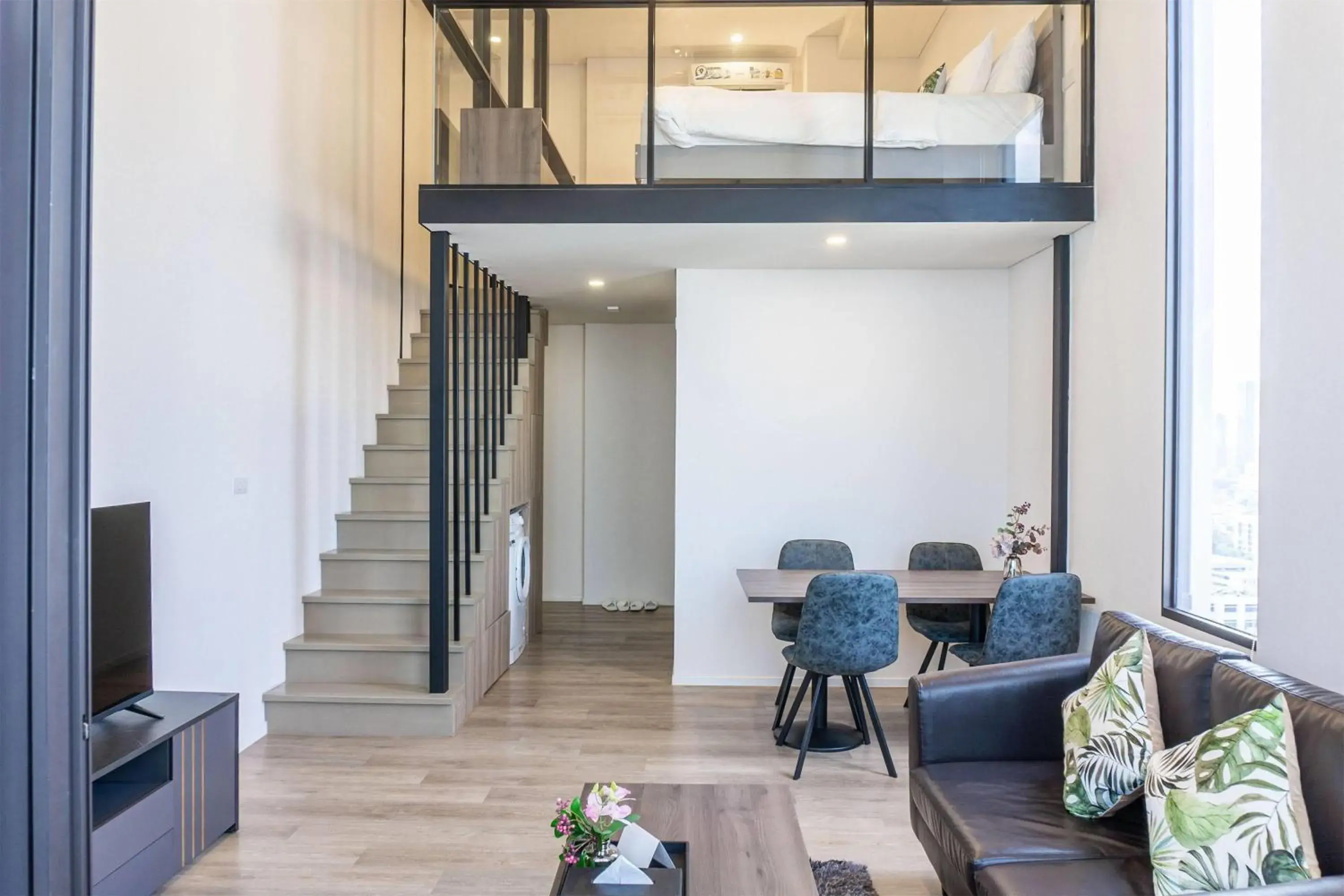 Photo of the whole room in Ramada By Wyndham Bangkok Sukhumvit 87 Photo of the whole room in Ramada By Wyndham Bangkok Sukhumvit 87