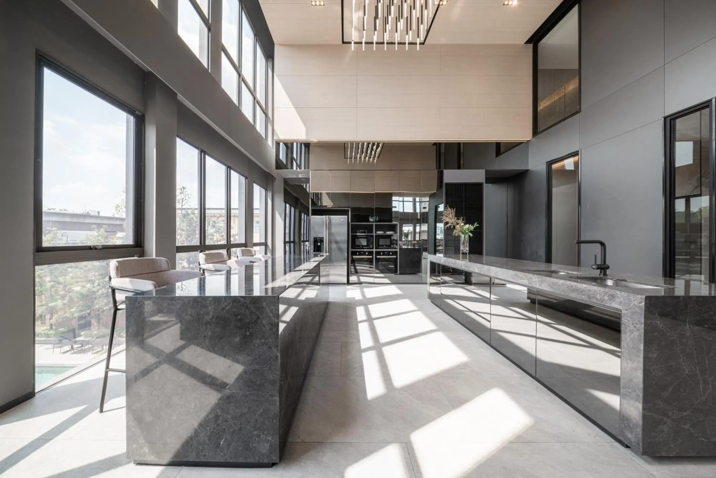 Property building in Ramada By Wyndham Bangkok Sukhumvit 87 Property building in Ramada By Wyndham Bangkok Sukhumvit 87