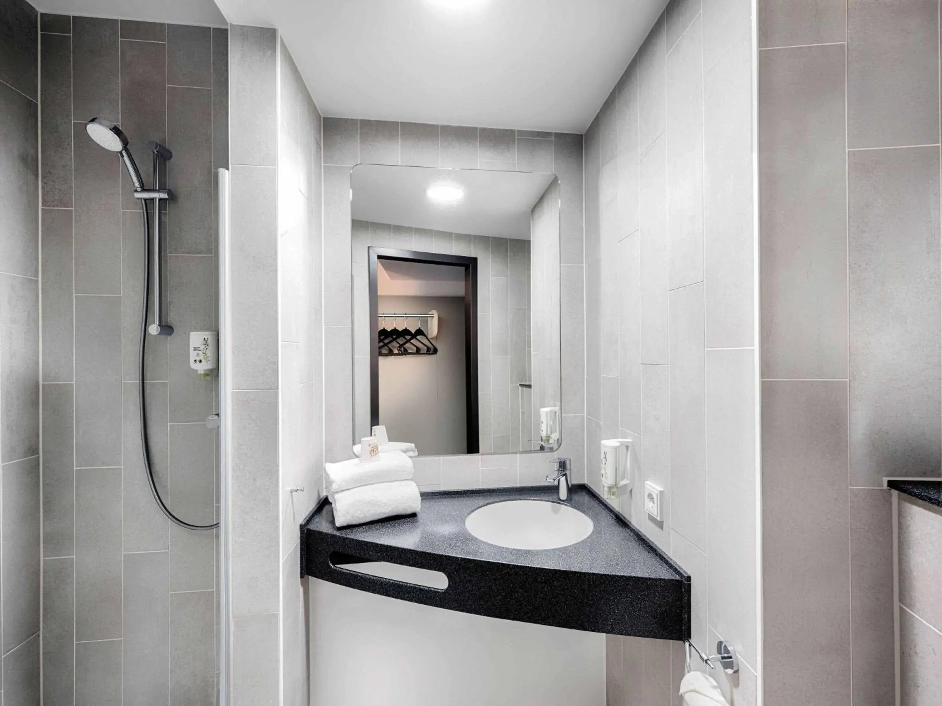 Superior Double Room - single occupancy in B&B Hotel Köln-City Superior Double Room - single occupancy in B&B Hotel Köln-City