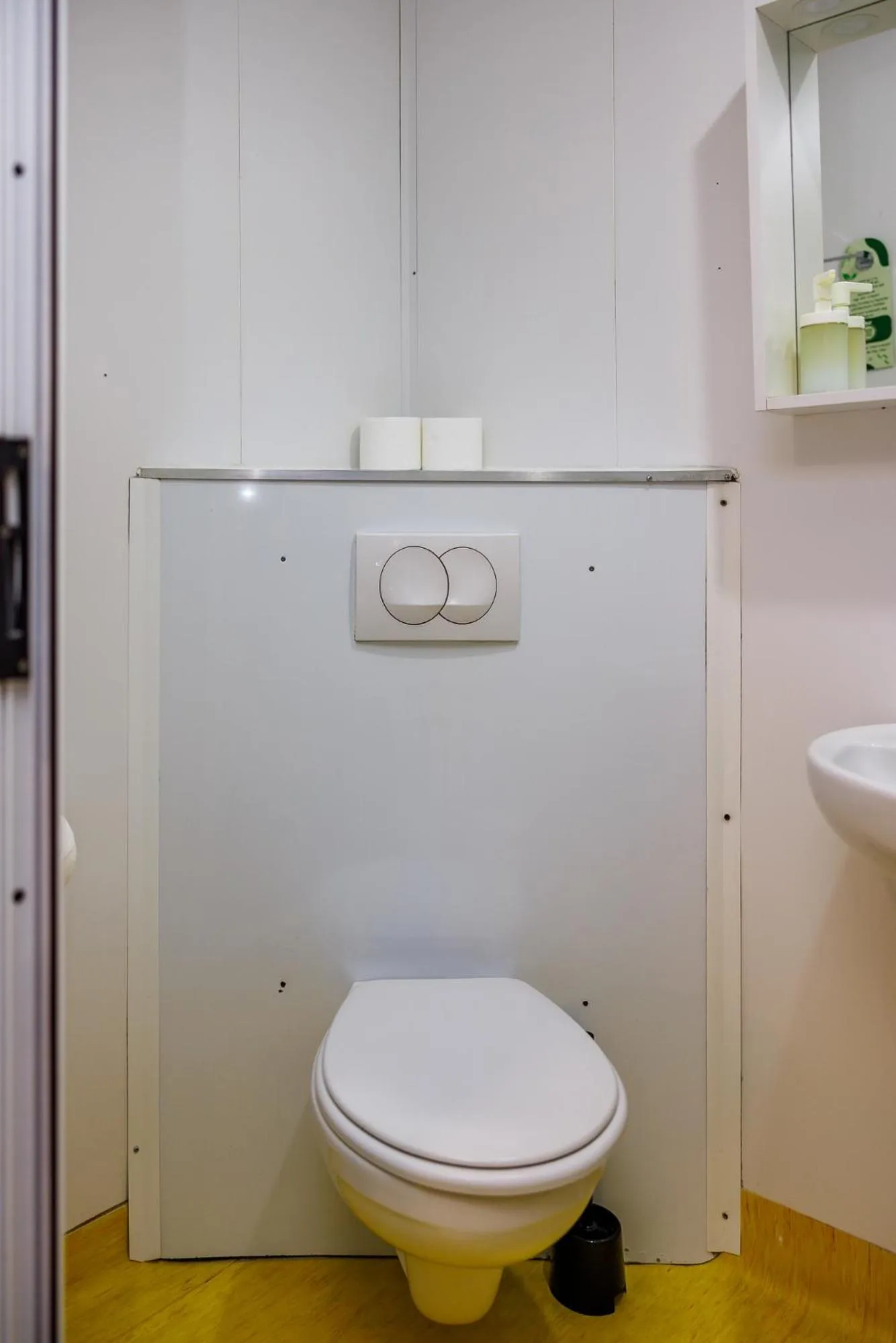 Toilet in Botel Marina