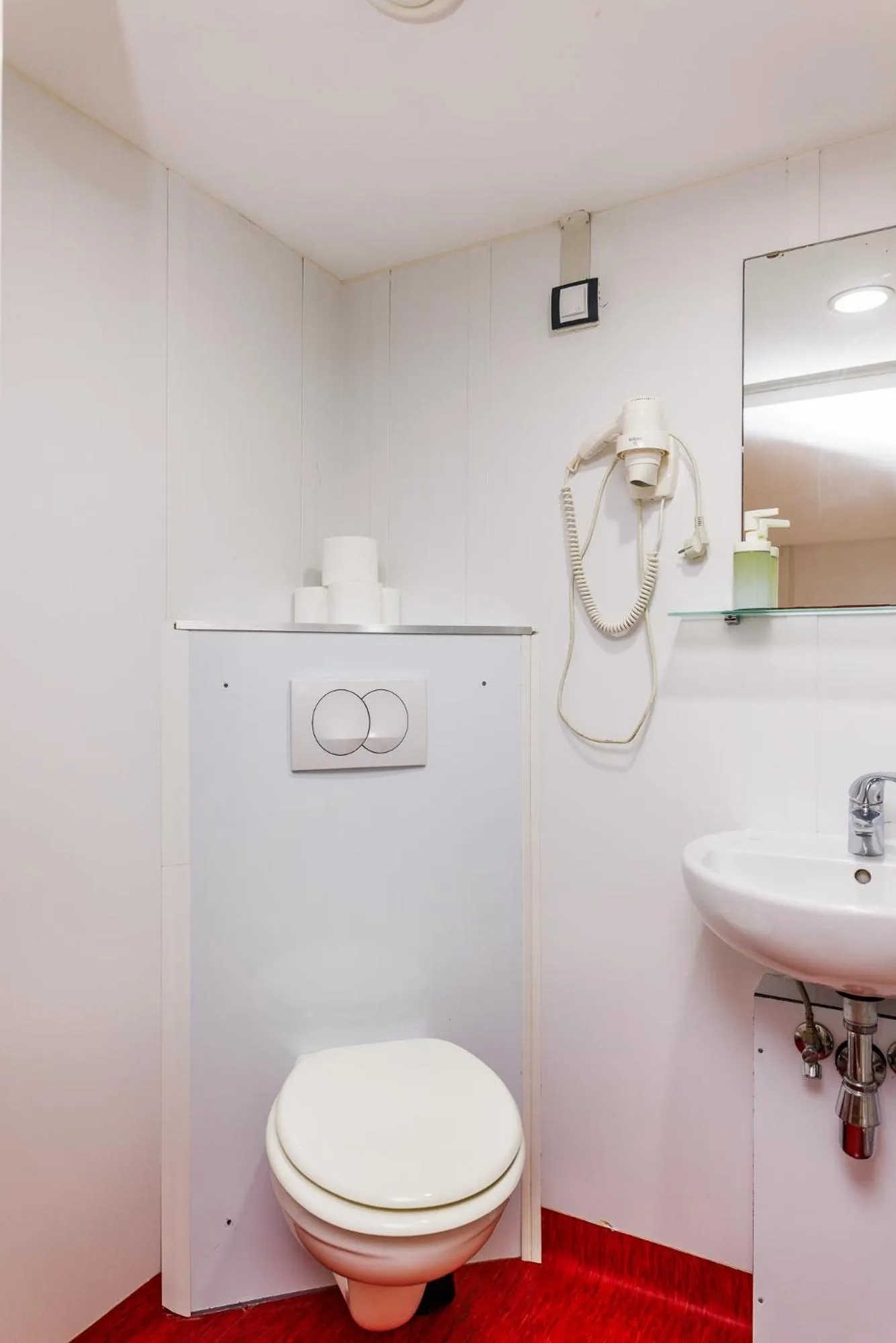 Toilet in Botel Marina