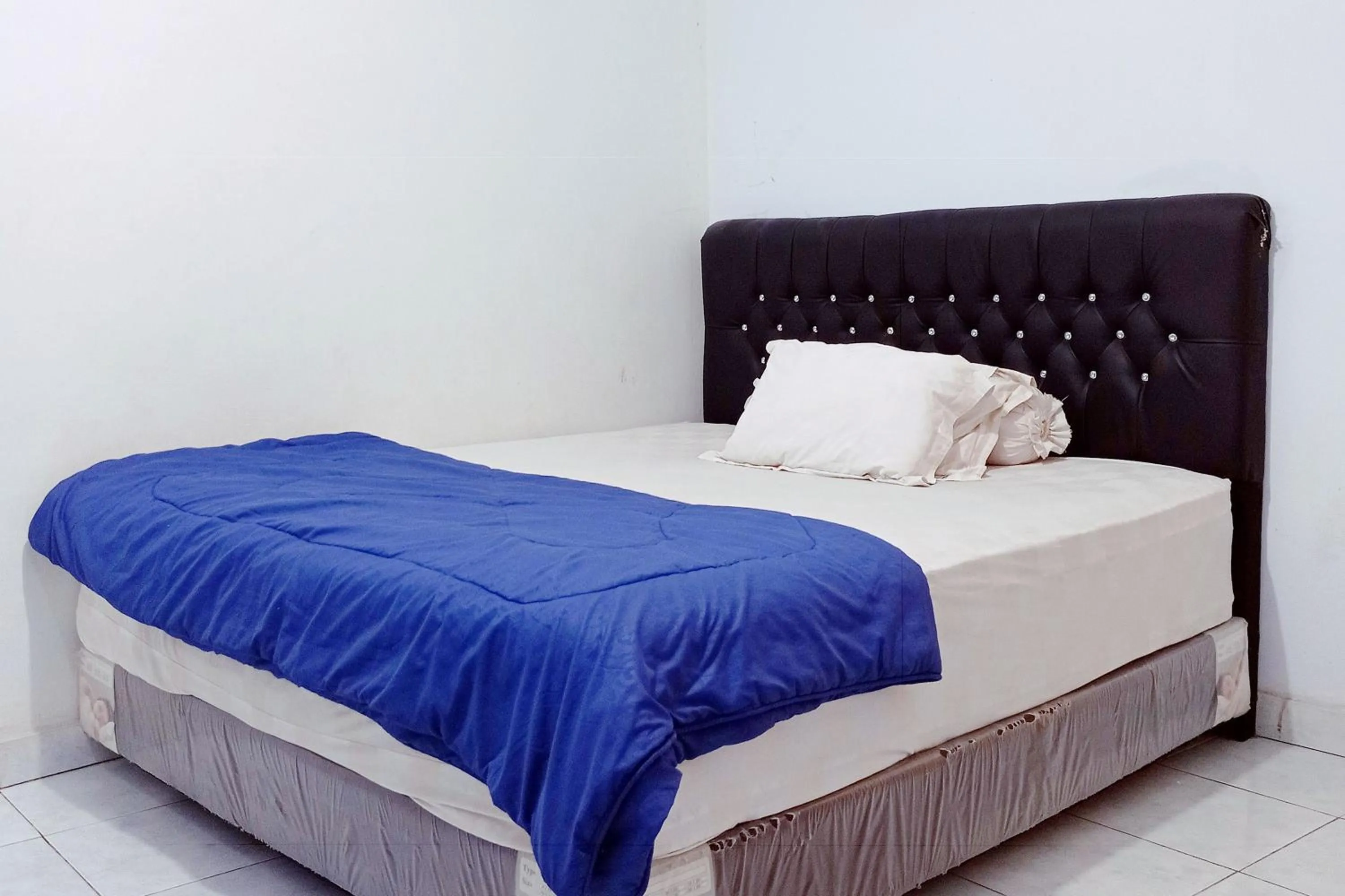 RedDoorz Syariah @ Wisma Soponyono