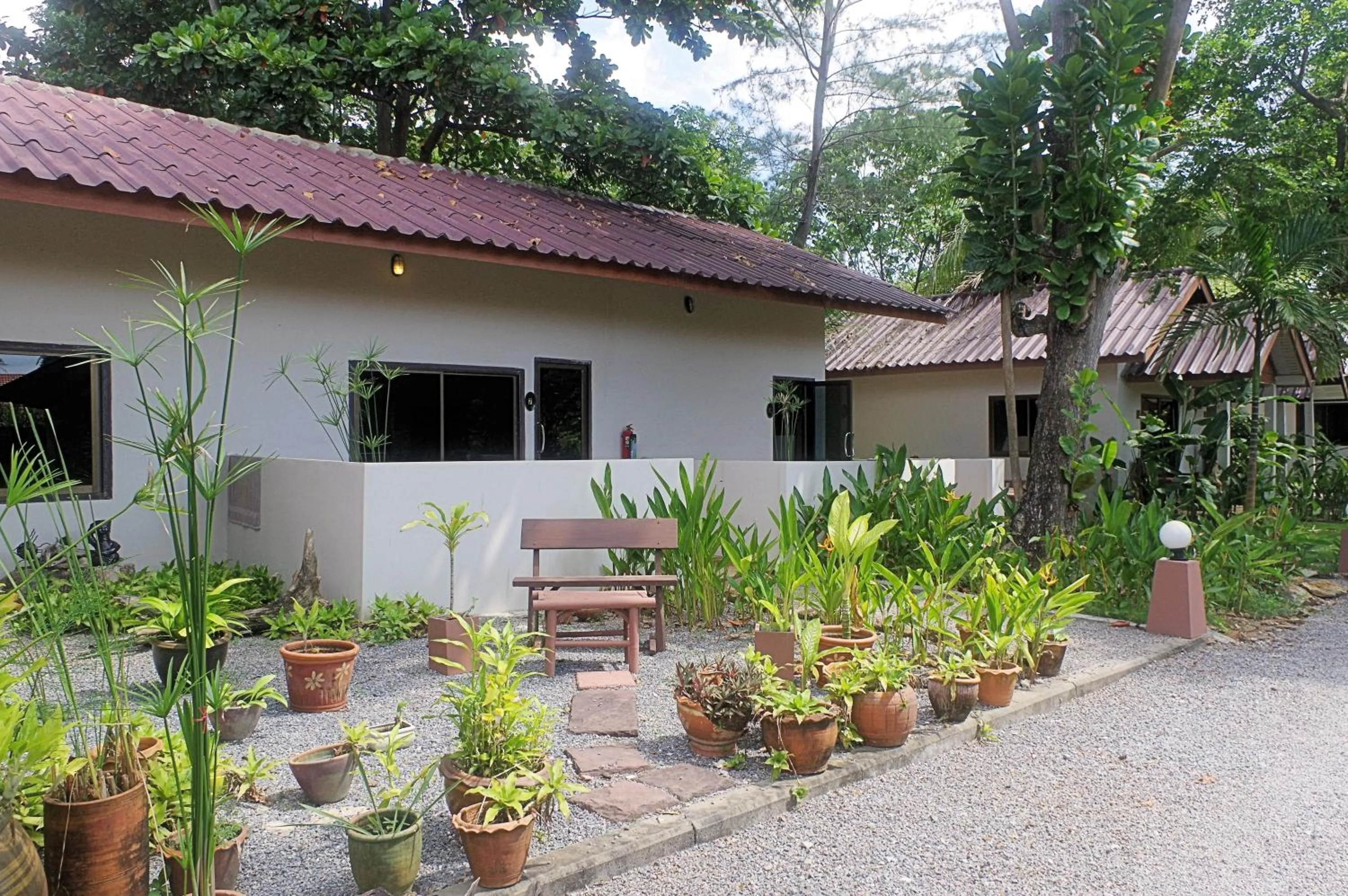 Property building in Thai House Beach Resort