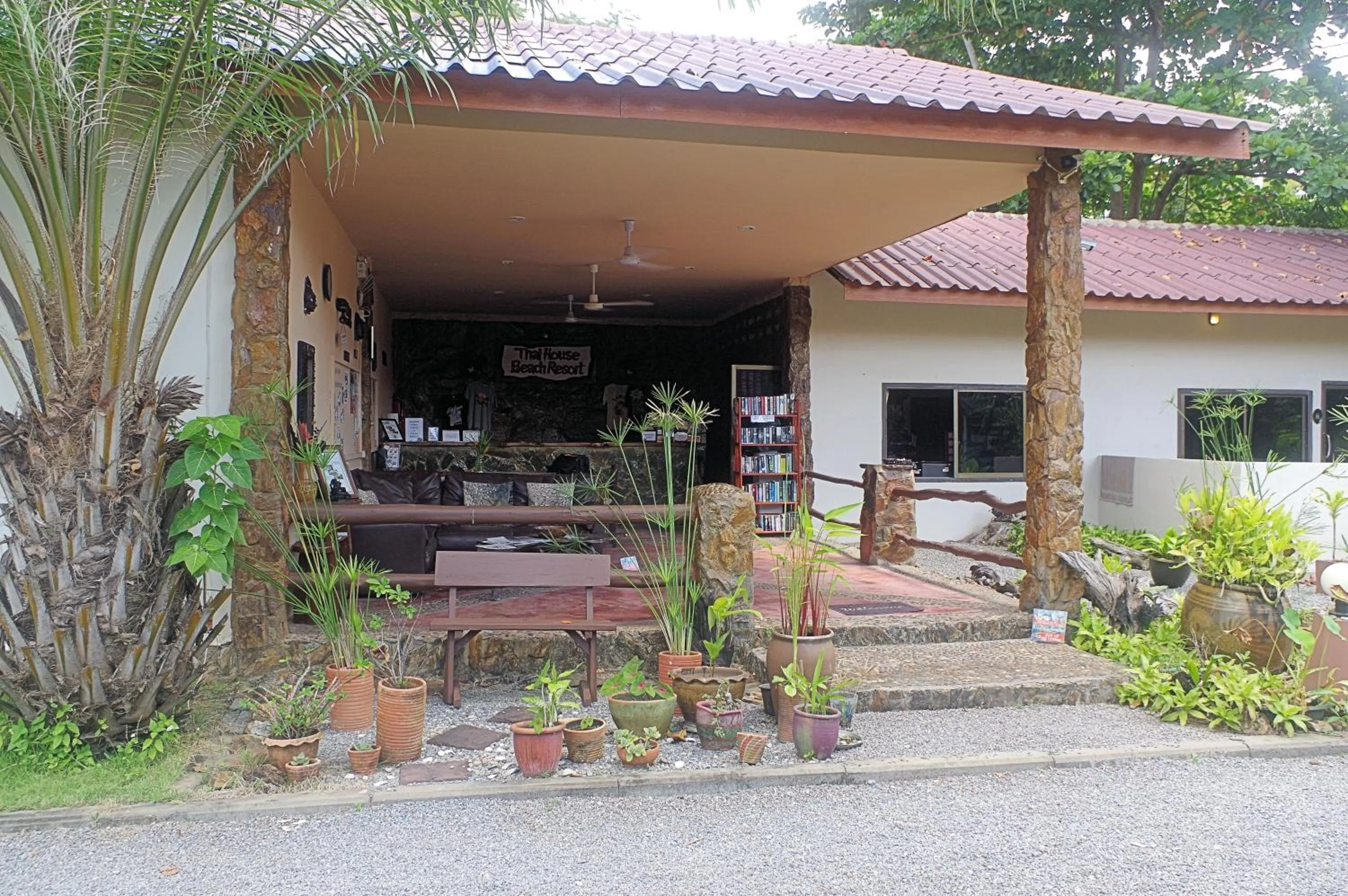Property building in Thai House Beach Resort