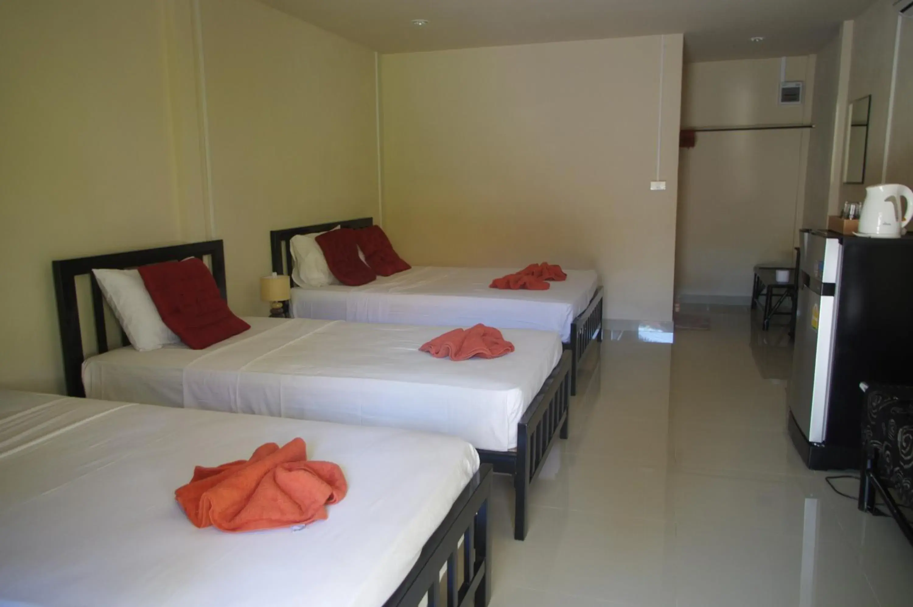 Standard Quadruple Room in Thai House Beach Resort Standard Quadruple Room in Thai House Beach Resort