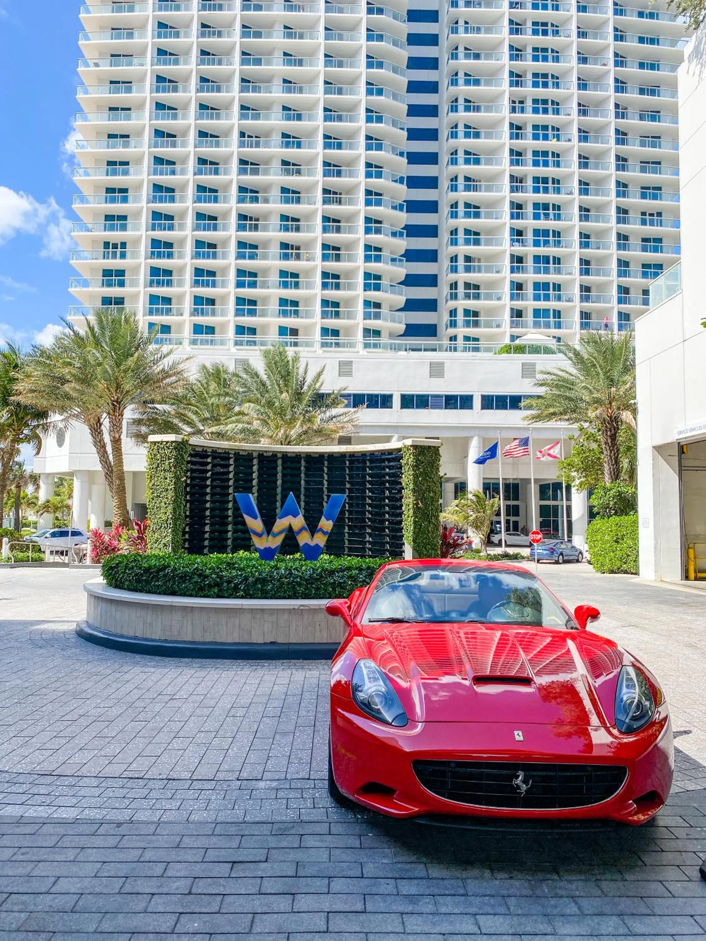 Property building in W Residences Fort Lauderdale Luxury Suites Across from Fort Lauderdale Beach