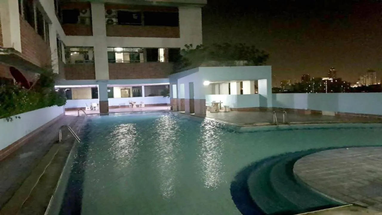 Swimming pool in Winning tower