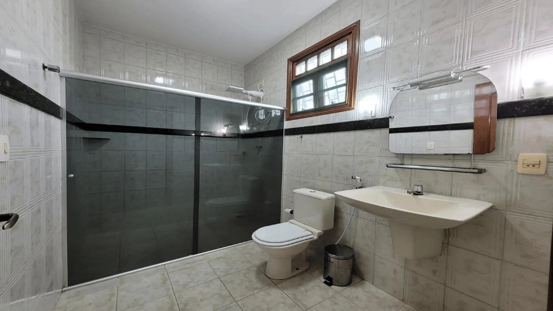 Toilet in Hotel Residencial Manaus - Flores