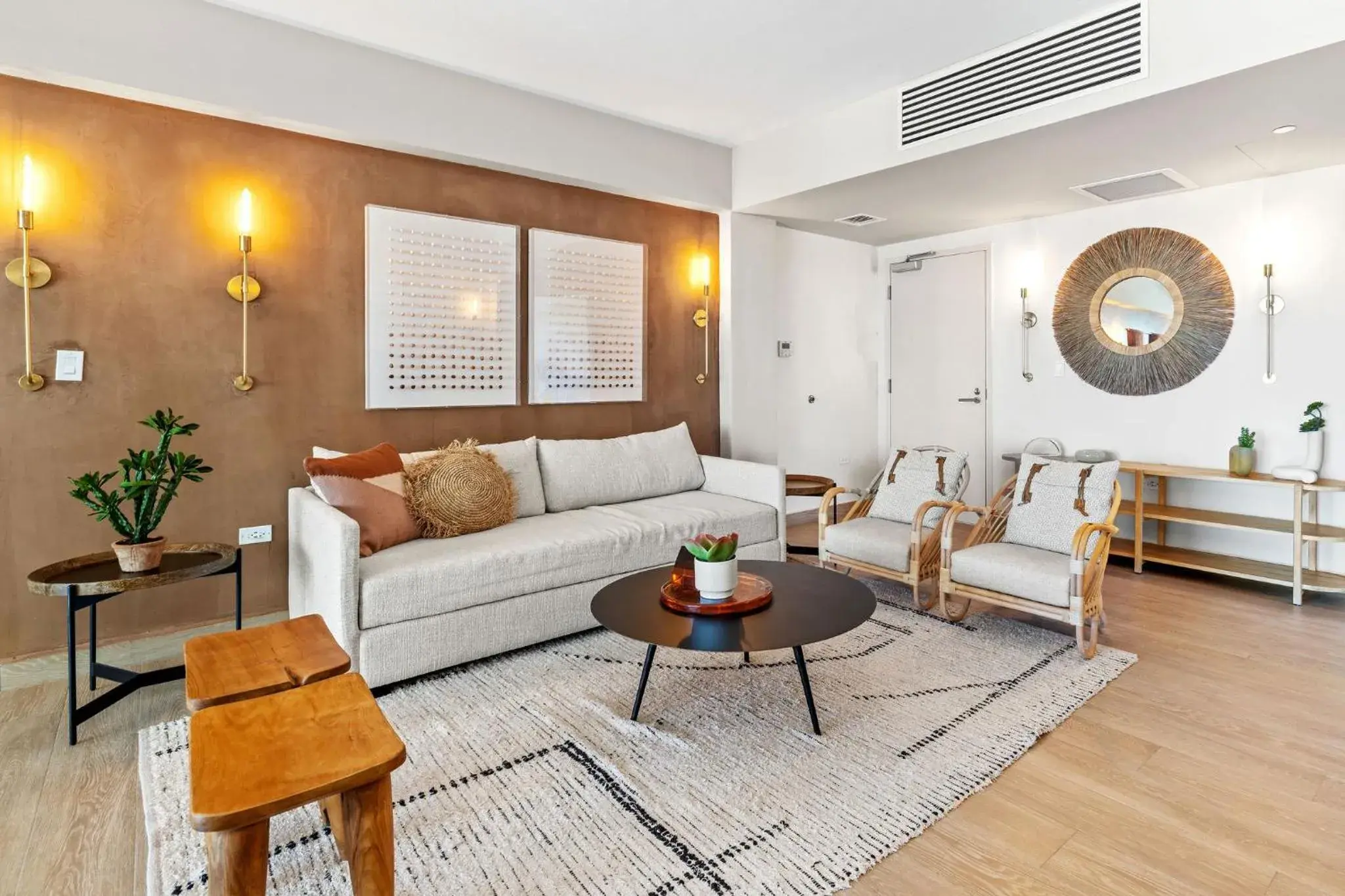 Living room in HiBird- Apartment and Suites Hotel Living room in HiBird- Apartment and Suites Hotel