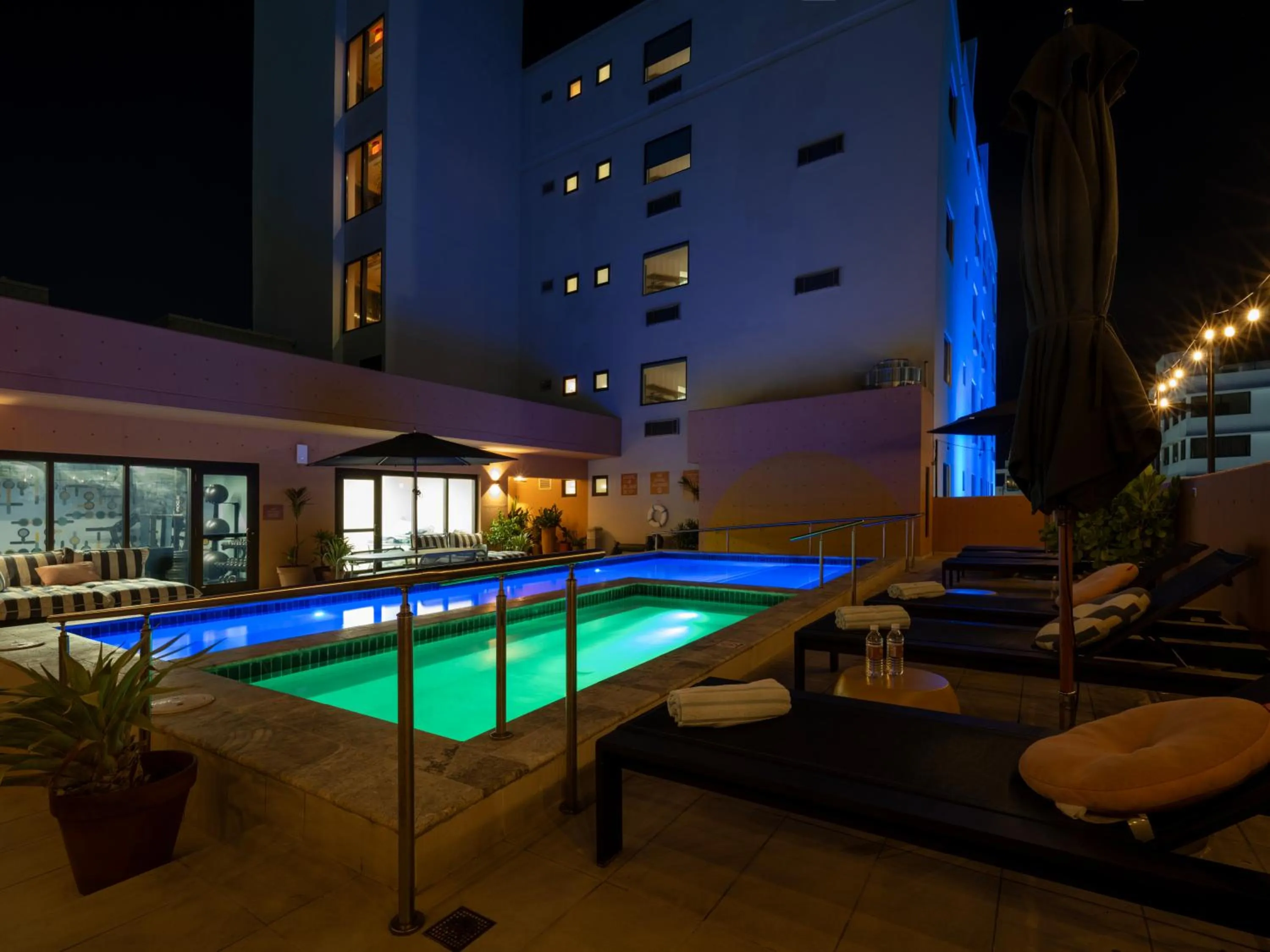 Swimming pool in HiBird- Apartment and Suites Hotel