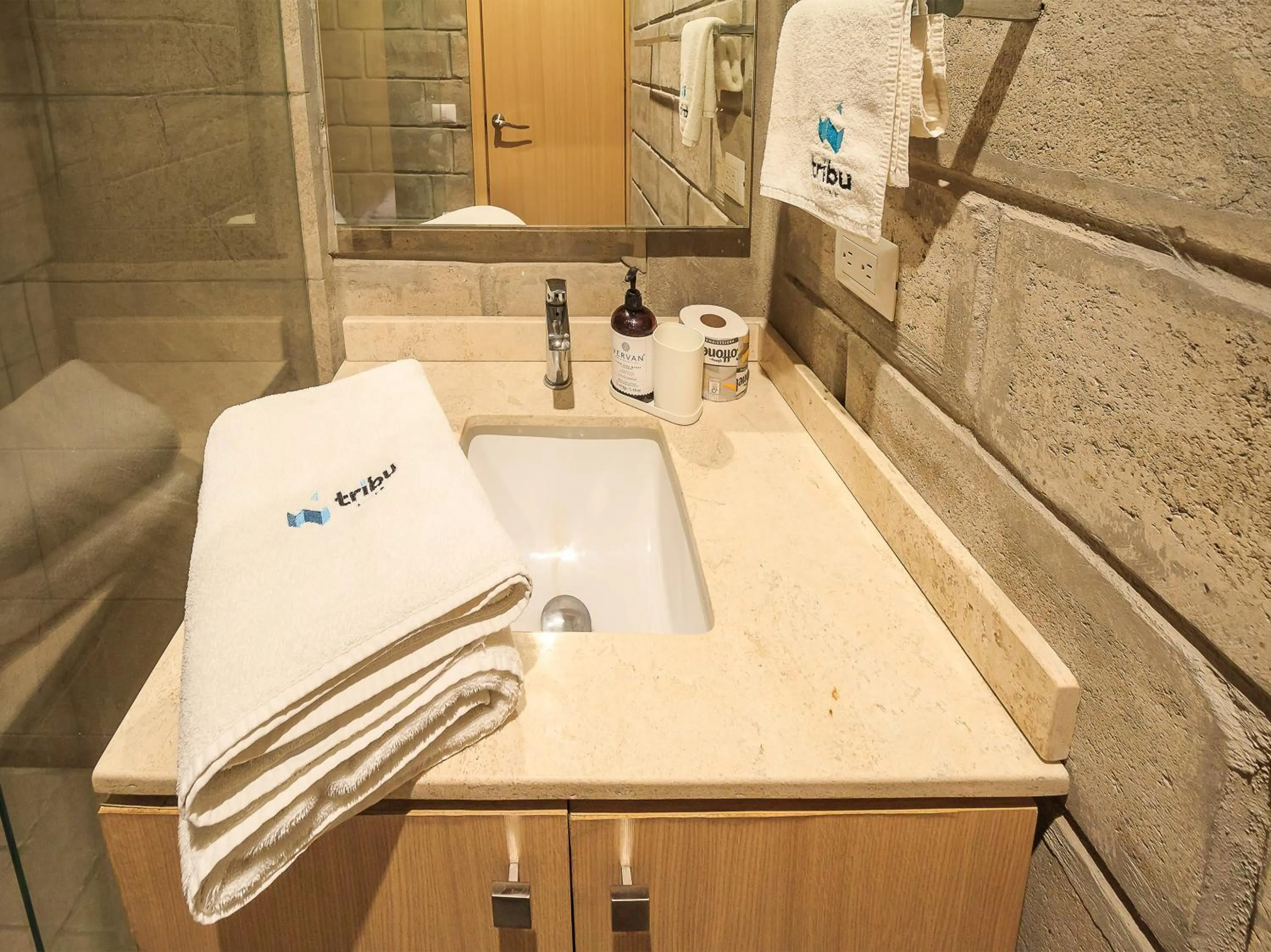 Shower in Tribu Centro Histórico