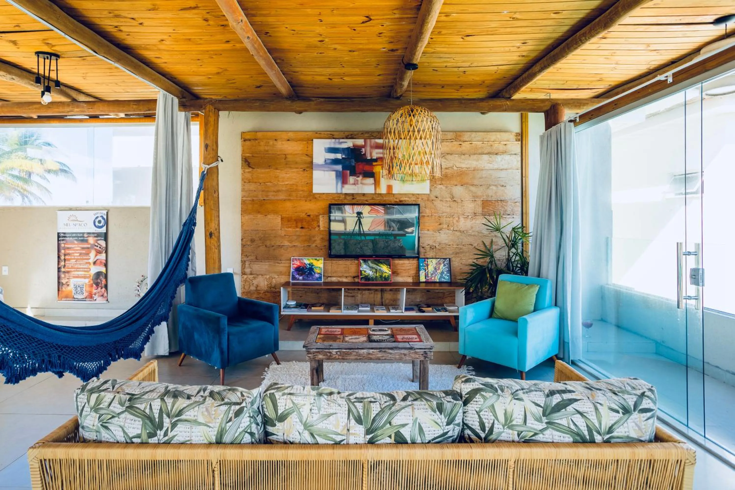 Communal lounge/ TV room in Santorini Beach Hotel