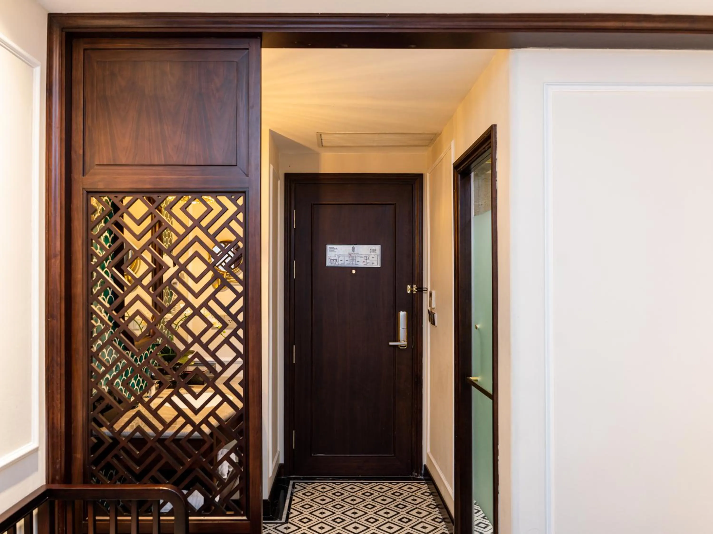 Bedroom in LeaH Silk Hotel