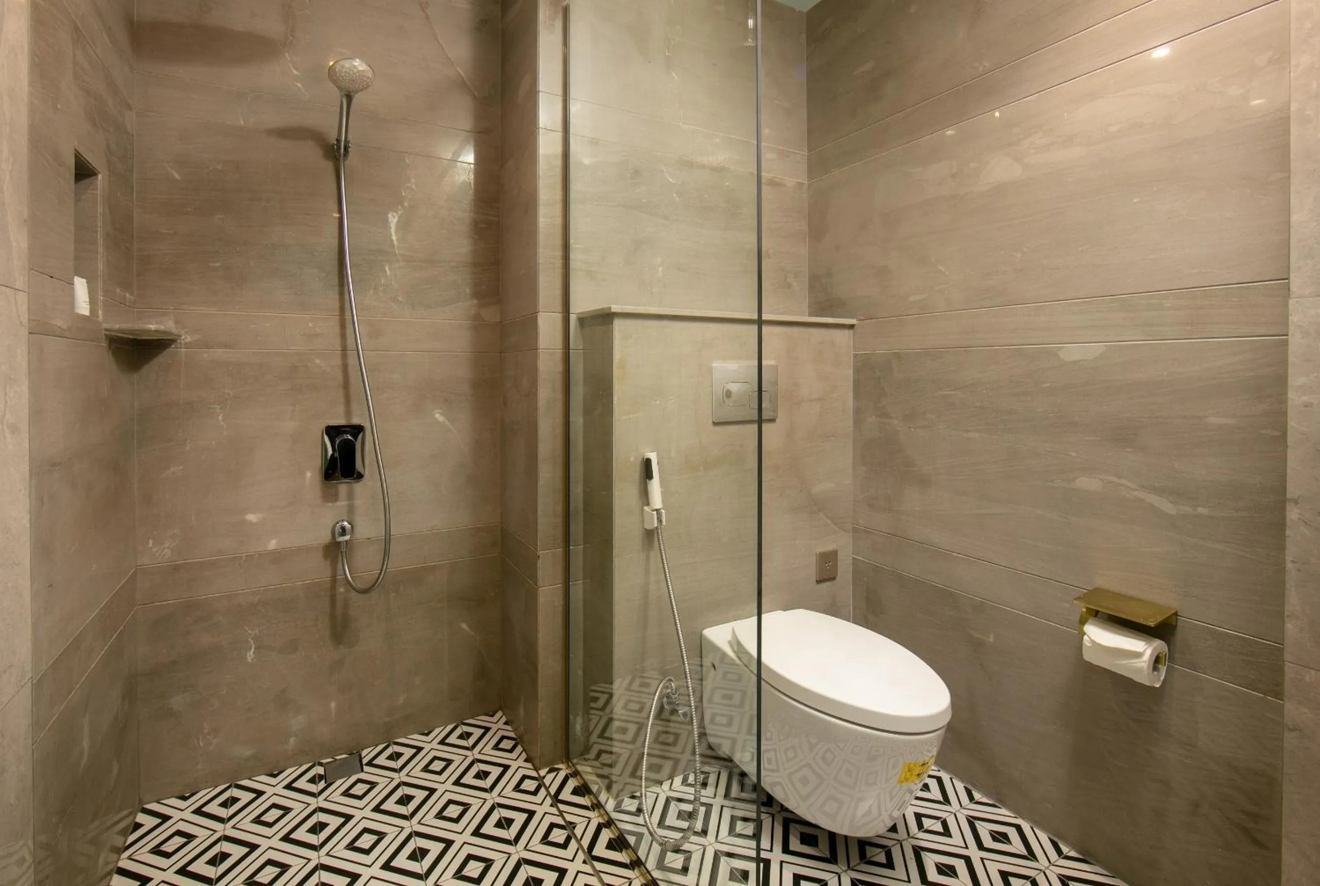 Bathroom in LeaH Silk Hotel