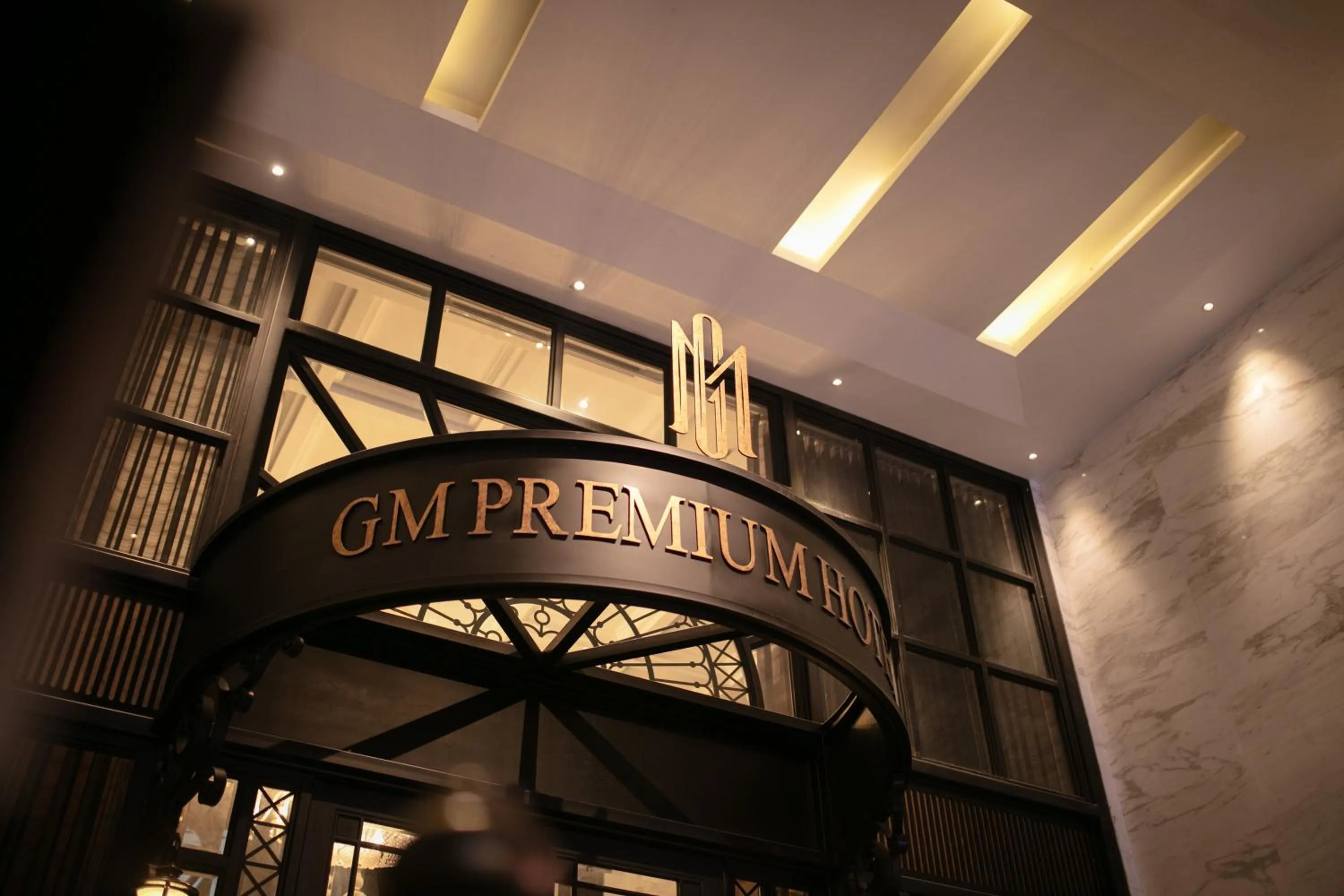 Facade/entrance in LeaH Silk Hotel