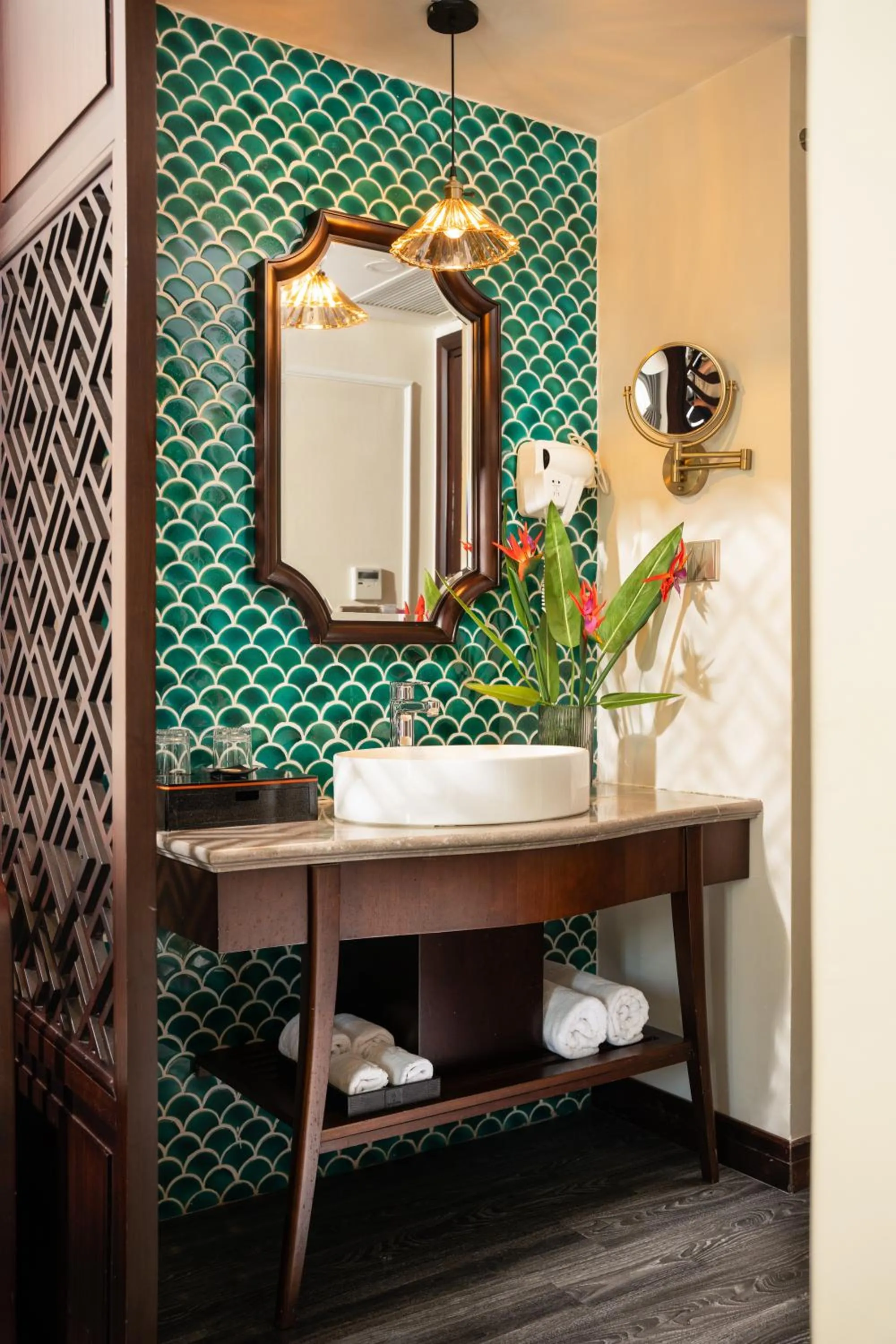 Shower in GM Premium Hotel