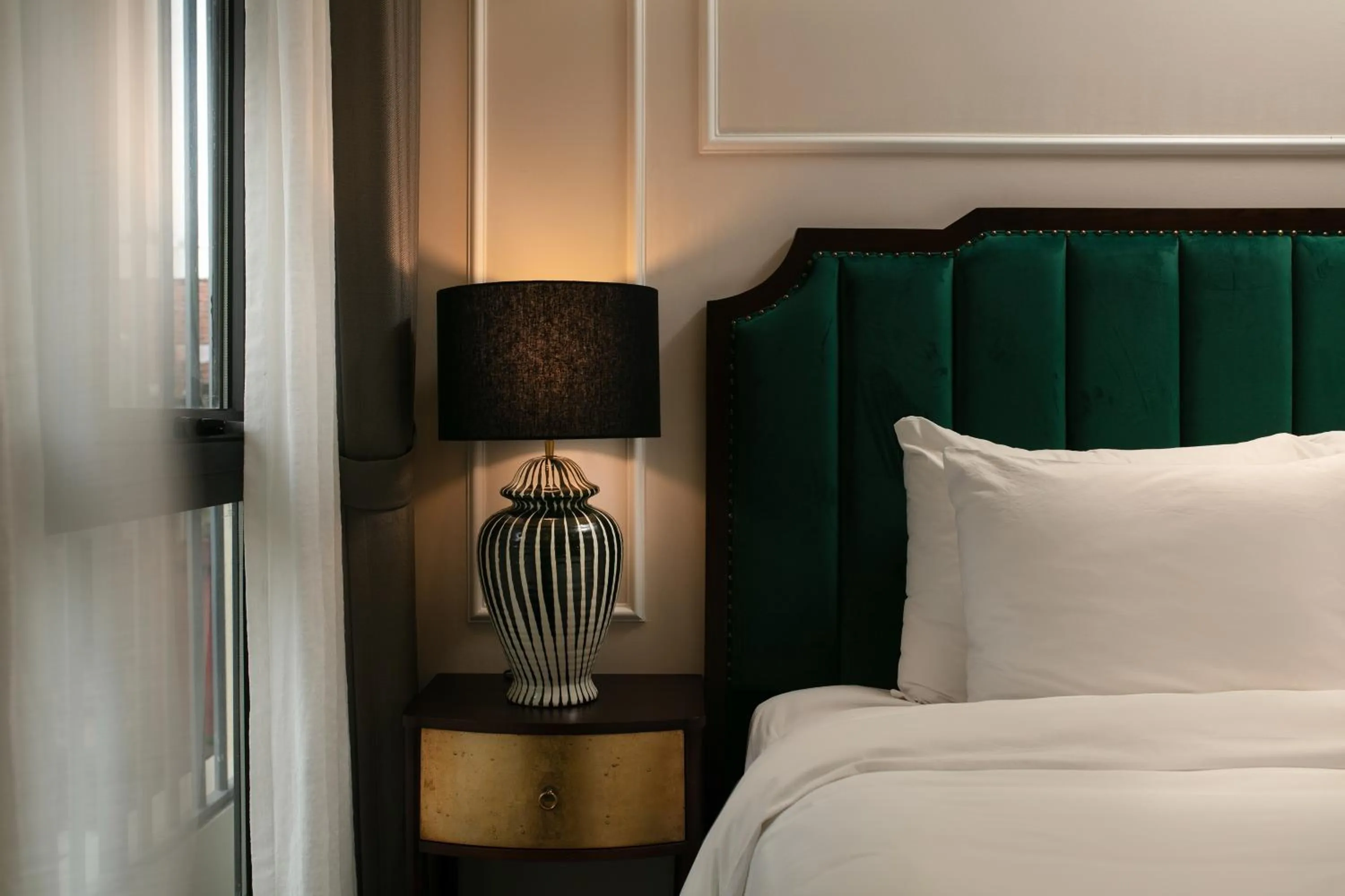 Area and facilities, Bed in LeaH Silk Hotel