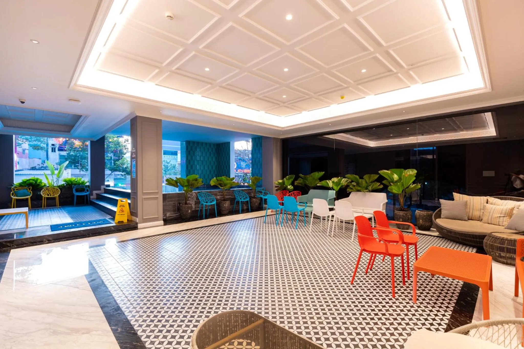 Swimming pool in Kim Minh Boutique