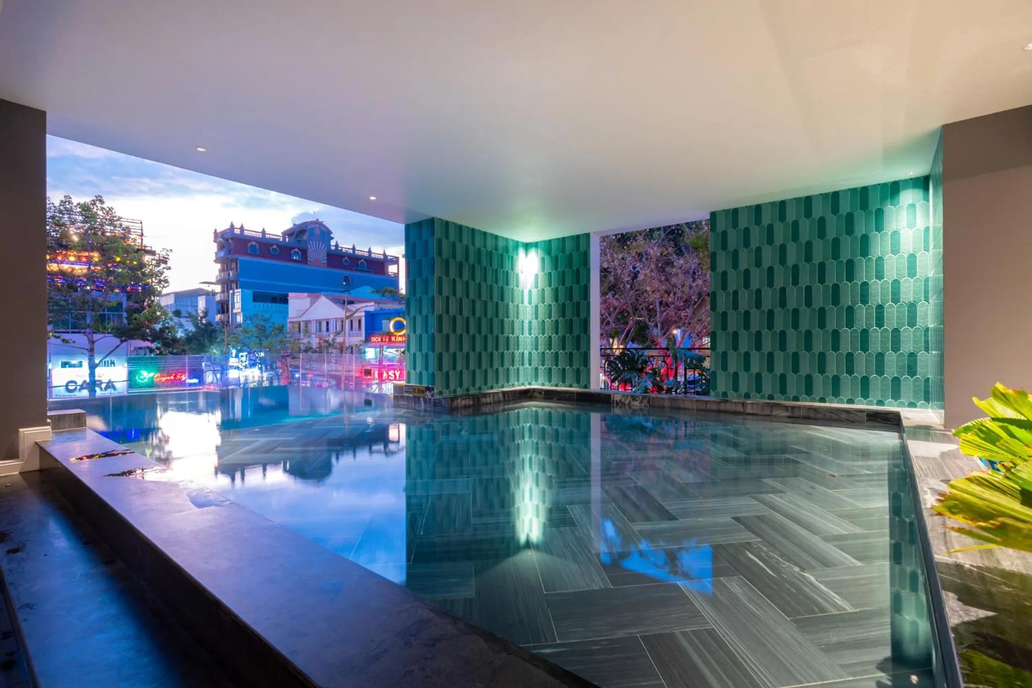 Swimming pool in Kim Minh Boutique