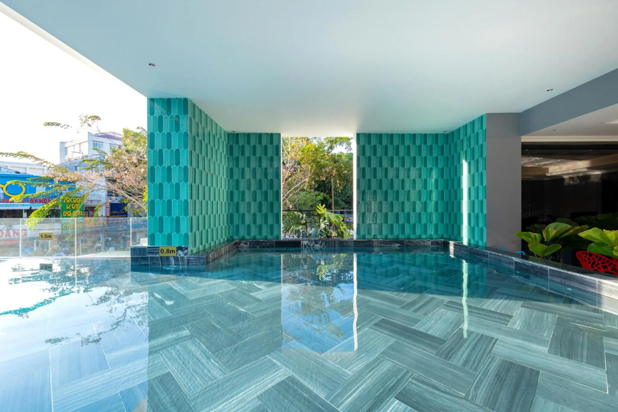 Swimming pool in Kim Minh Boutique