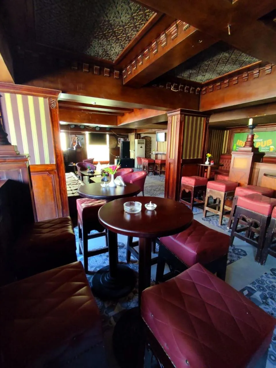 Lounge or bar in La Boutique Residence