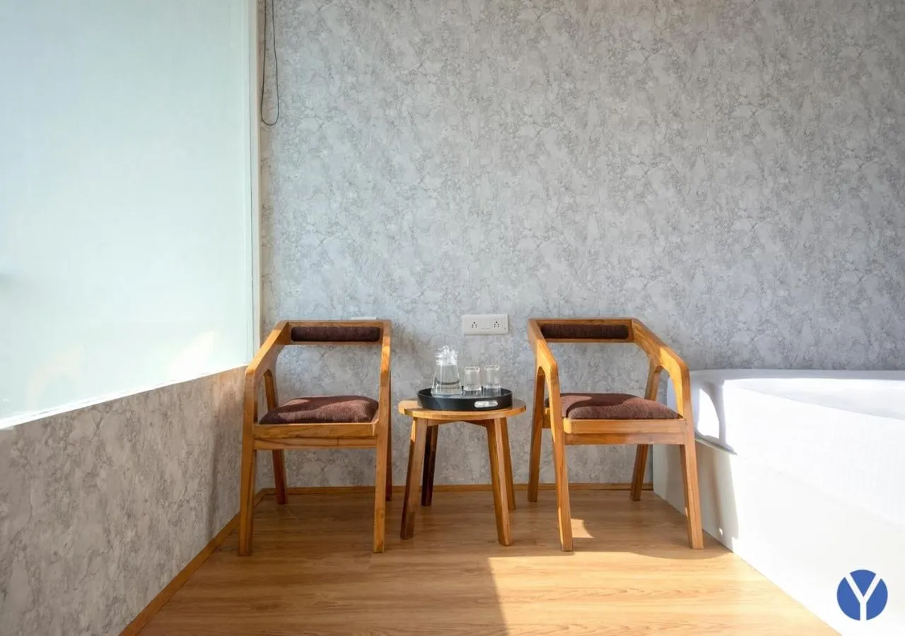 Bedroom in The Yakshaa Neelkanth