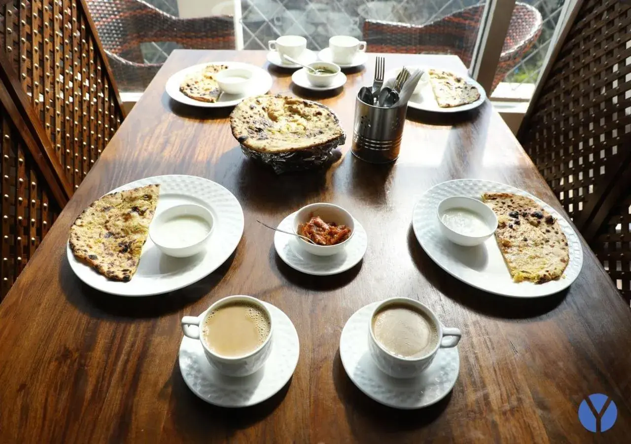 Food and drinks in The Yakshaa Neelkanth Food and drinks in The Yakshaa Neelkanth