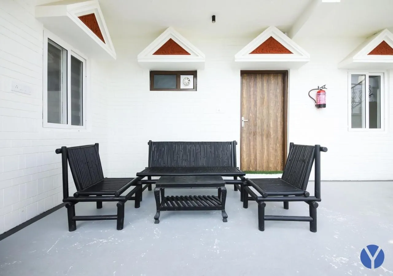 Seating area in The Yakshaa Neelkanth