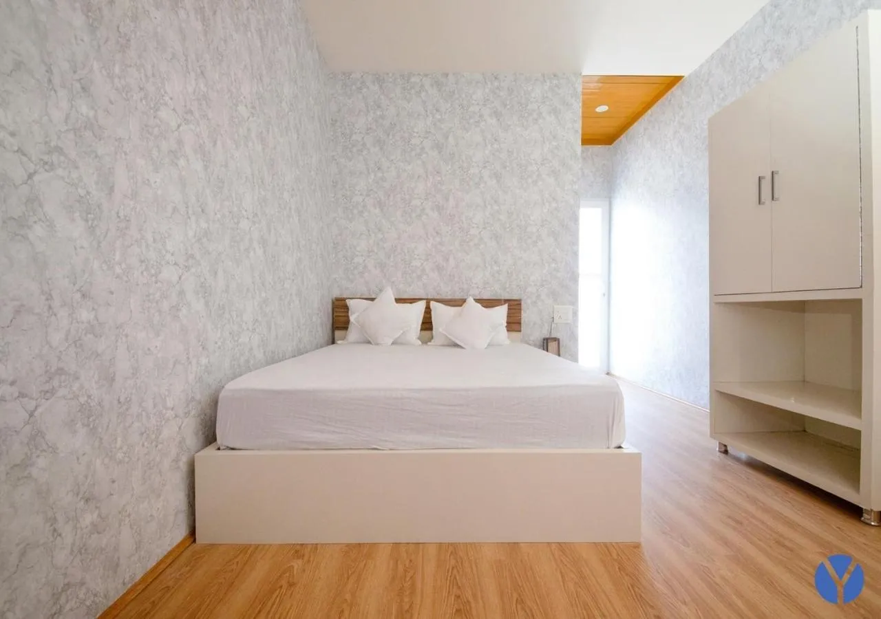 Bedroom, Bed in The Yakshaa Neelkanth