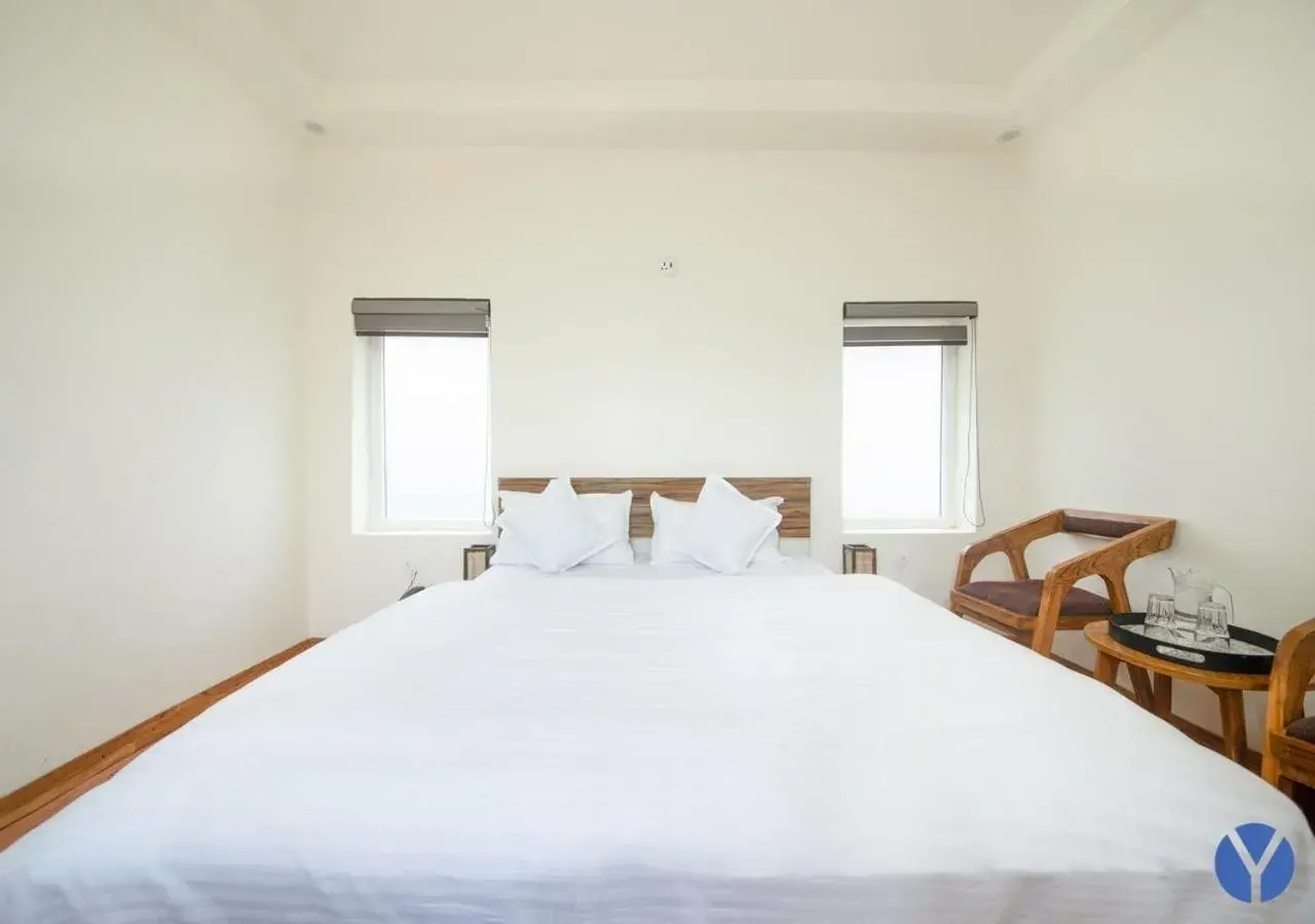 Bed in The Yakshaa Neelkanth Bed in The Yakshaa Neelkanth