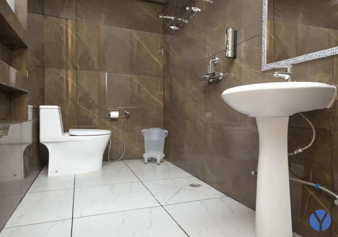 Bathroom in The Yakshaa Neelkanth
